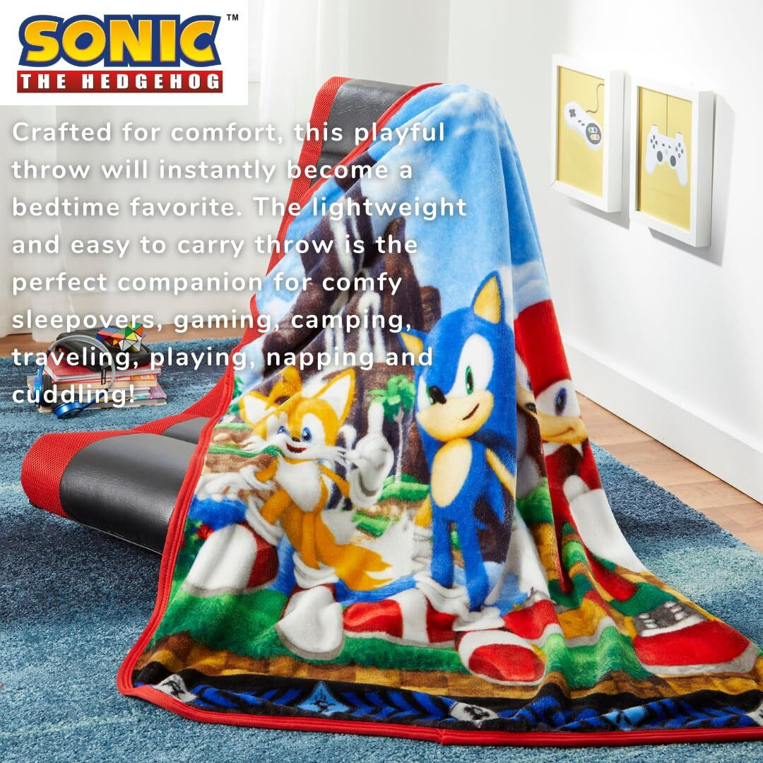 Franco Sonic The Hedgehog Anime Kids Bedding Super Soft Silk Touch Throw, 40 In X 50 In, (Official Licensed Product)