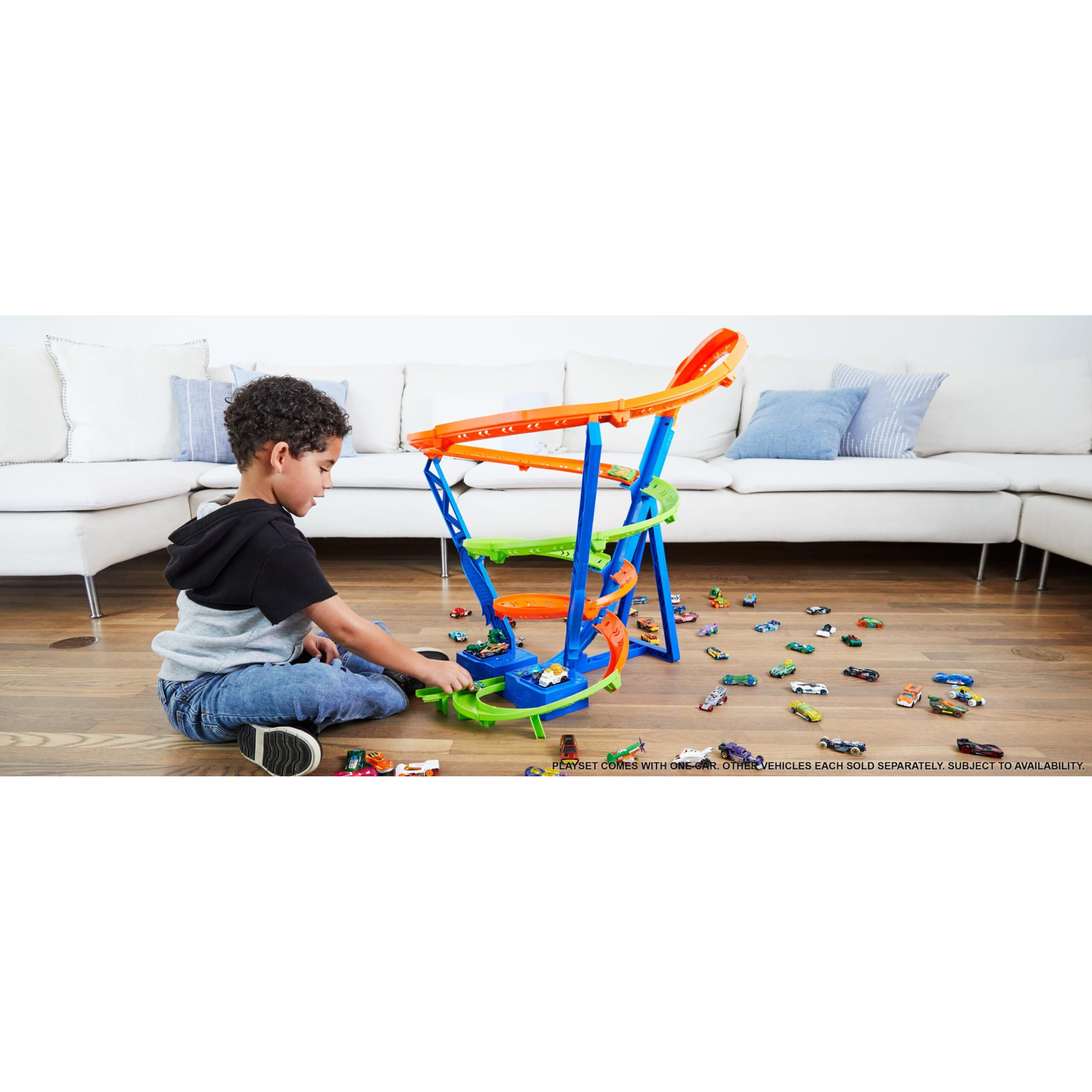 Hot Wheels Toy Car Track Set Spiral Speed Crash, Powered By Motorized Booster, 29-In Tall Track With 164 Scale Car, Connects To Other Tracks