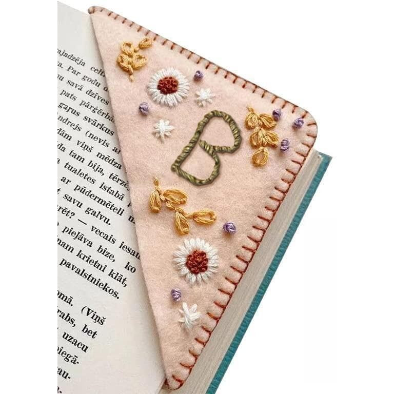 Moteerllu Personalized Hand Embroidered Corner Bookmark,Felt Triangle Page Stitched Handmade Bookmark,Unique Cute Flower Letter Embroidery Bookmarks Accessories For Book Lovers