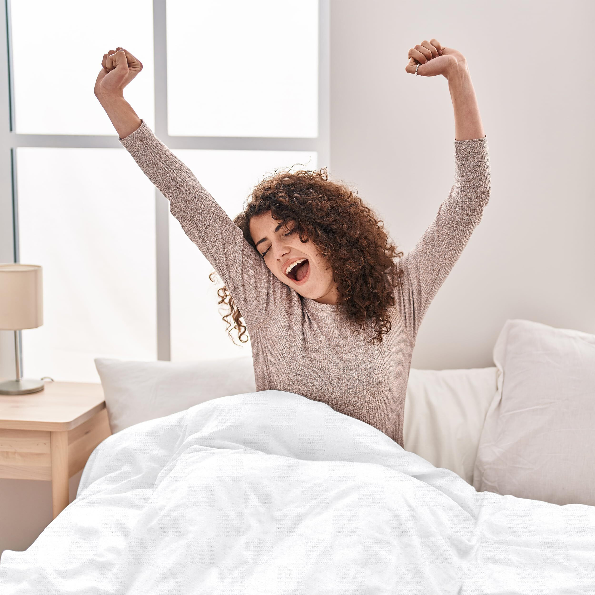 Oakias 100% Cotton Blanket Queen White - 350 Gsm 90 X 90 Inches Soft Thermal Blanket Queen Size - Throw Blanket Lightweight, Breathable & Durable All Season Blanket For Bed & Couches