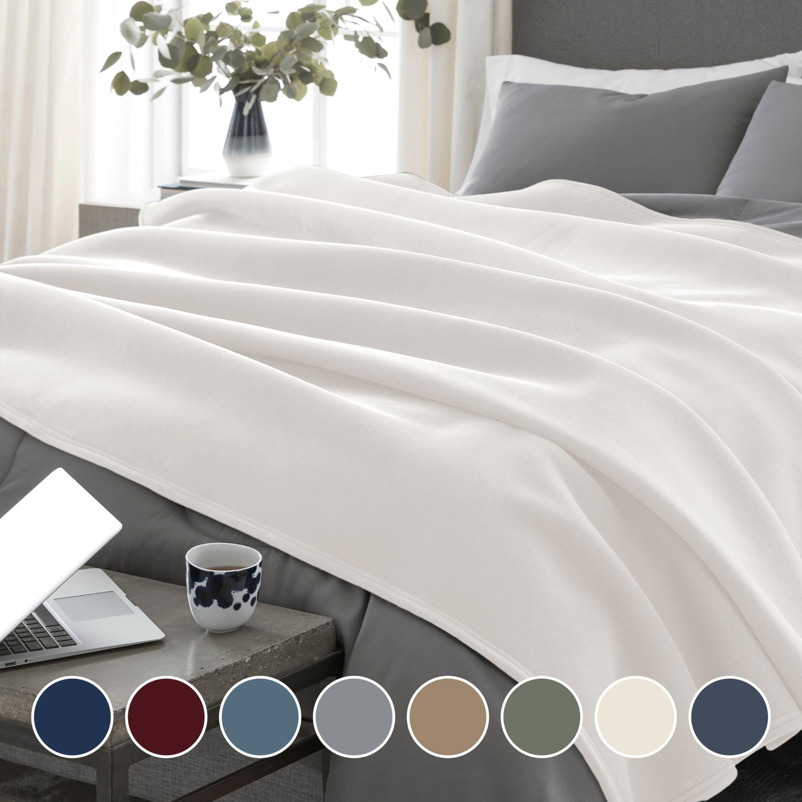Vellux 1B07039 Original Insulating Core Hotel Style Solid Blanket Machine Washable Soft Cozy Warm Pet Friendly Bed Sofa Blankets, King, Ivory
