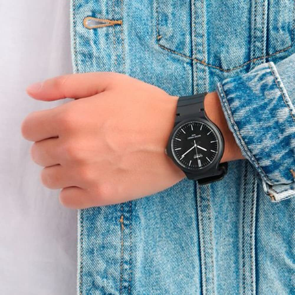 Casio Mw240 Series | Mens Quartz Watch | Black/White | 50M Wr | Large Resin Case | Resin Glass | Resin Band | White Tone Indices | Analog Watch | Easy To Read Display | 3 Year Battery