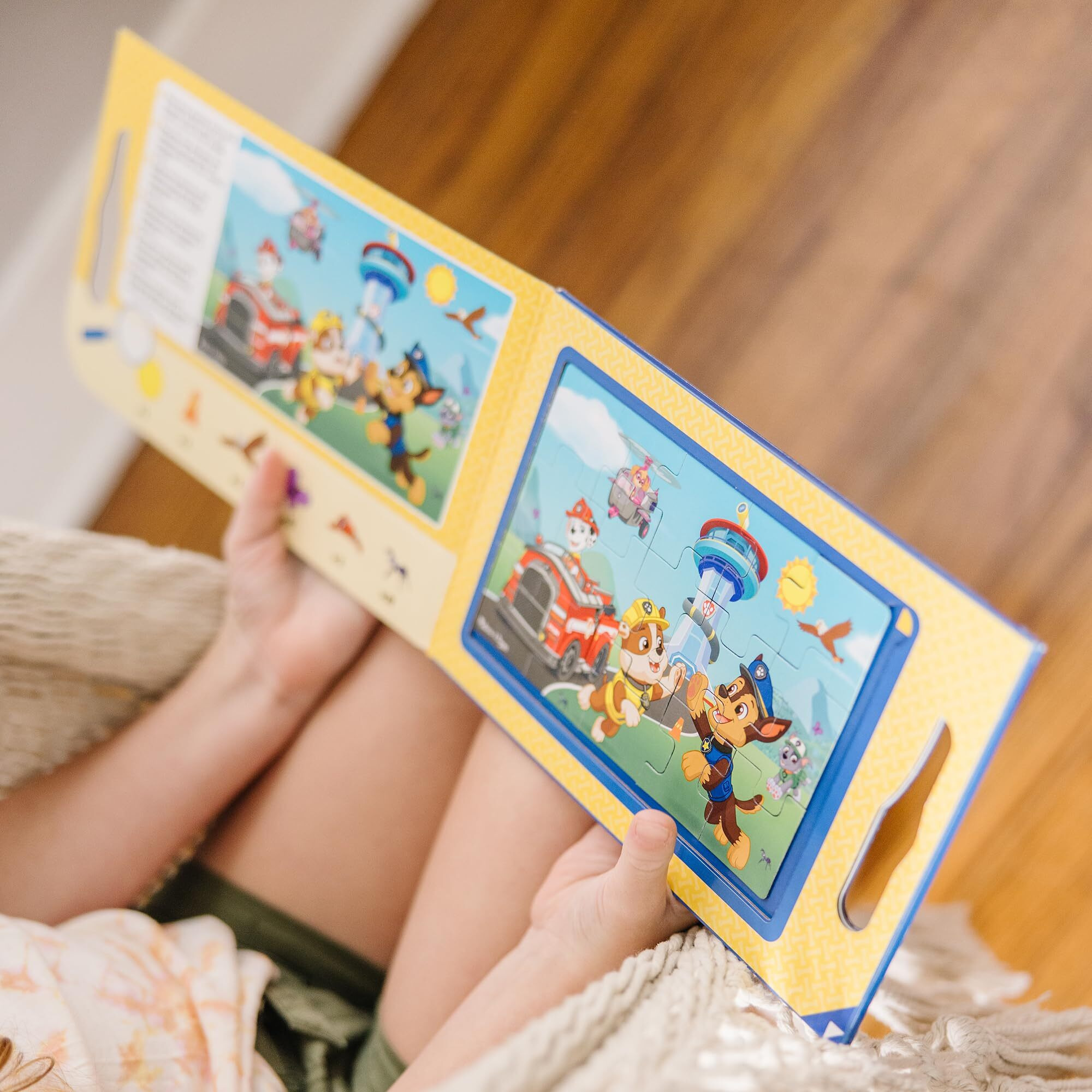 Melissa & Doug Paw Patrol Take-Along Magnetic Jigsaw Puzzles (2 15-Piece Puzzles) - Fsc Certified