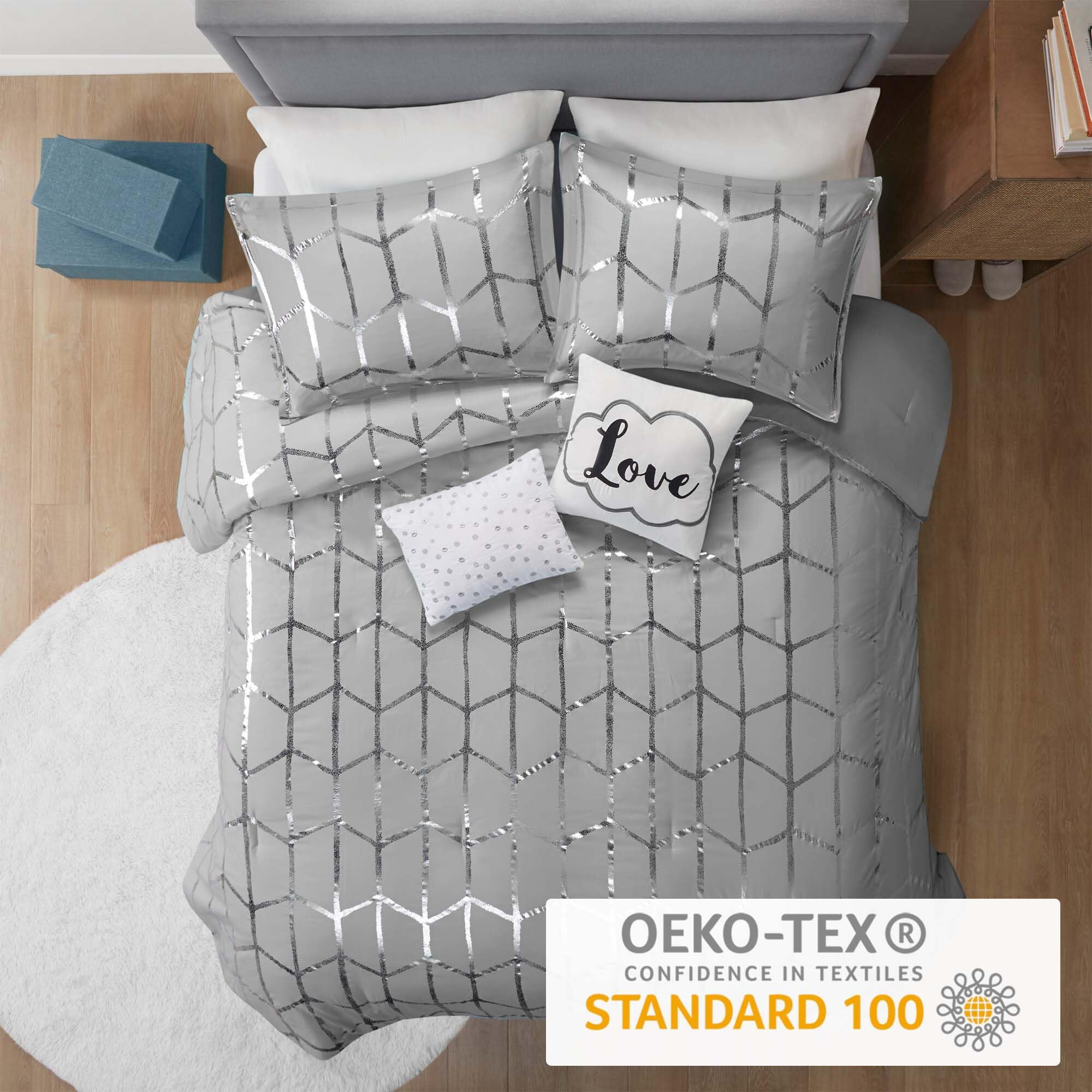 Intelligent Design Raina King / Cal King Comforter Set, Soft Microfiber Comforter Set King, Modern Geometric Metallic Bed Set, 5 Pieces College Bedding Comforter Set With 2 Shams, 2 Toss Pillows Grey