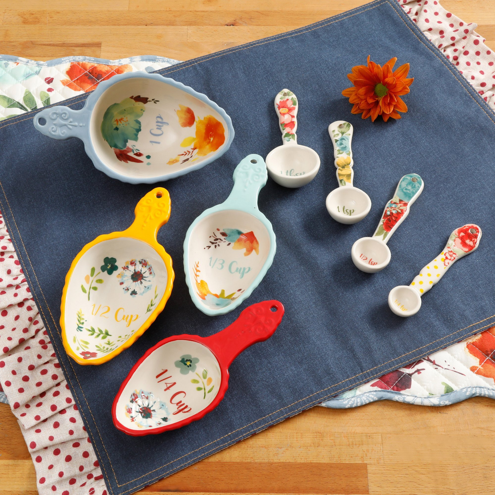 The Pioneer Woman Willow 8 Piece Measuring Scoops And Measuring Spoons Ceramic Floral