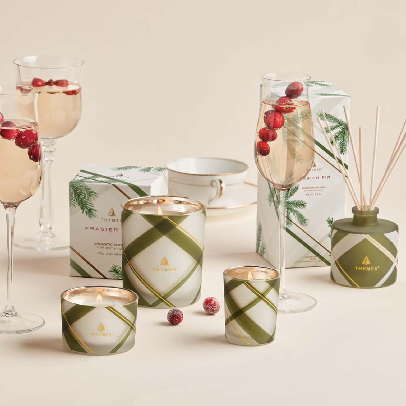 Thymes Frasier Fir Reed Diffuser Set - Includes Reeds, Fragrance Oil, And Frosted Glass Bottle - Fragrance Oil Diffuser - Room Fresheners - Luxury Home Decor - Green & White (Frosted Plaid, 4 Fl Oz)