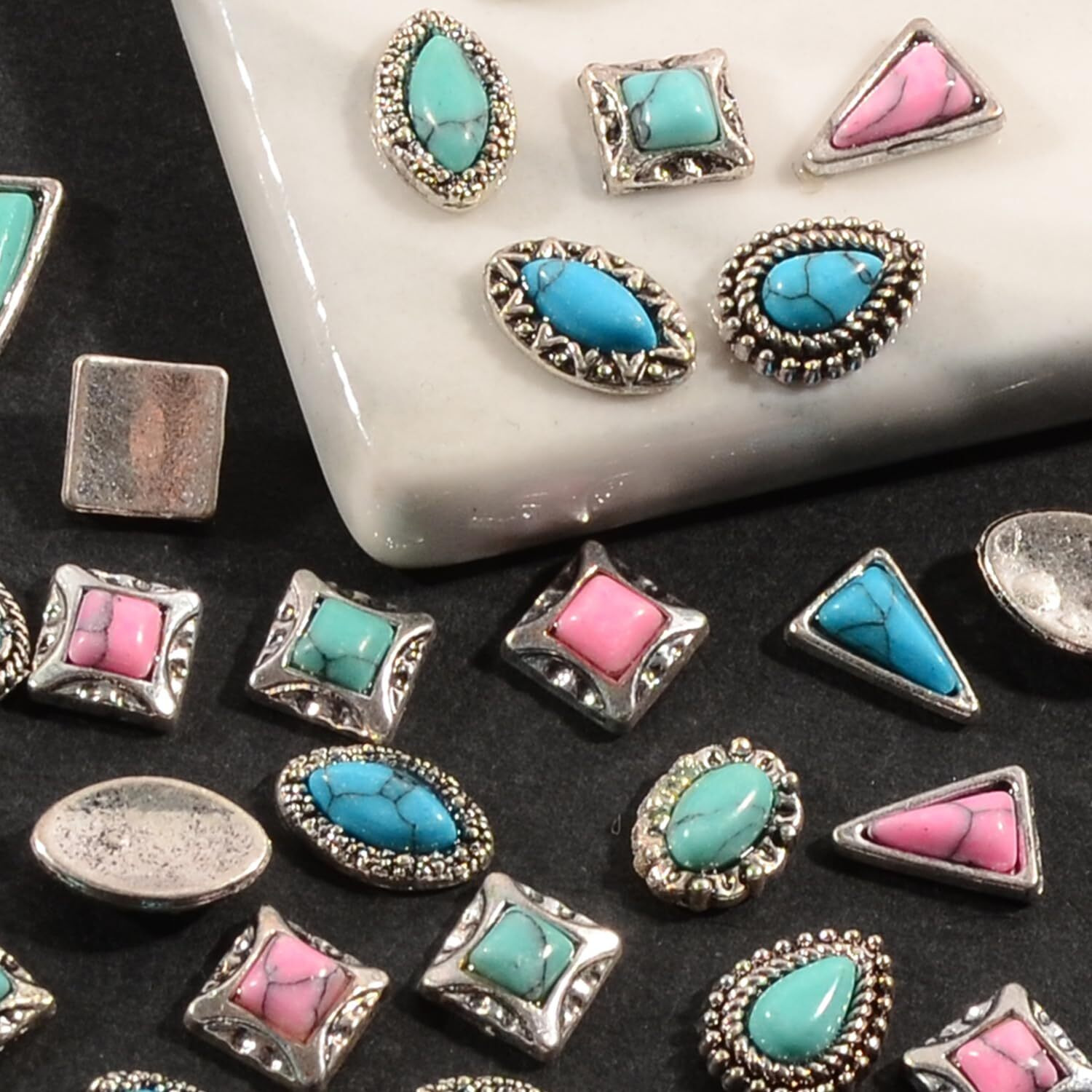 Baiyiyi 3D Mixed Pattern Vintage Alloy Charms, 30 Pcs Metal Retro Dripping Oil Marble Art Rhinestone Gems Jewels For Acrylic Nails Women Diy Decorations Craft Supplies