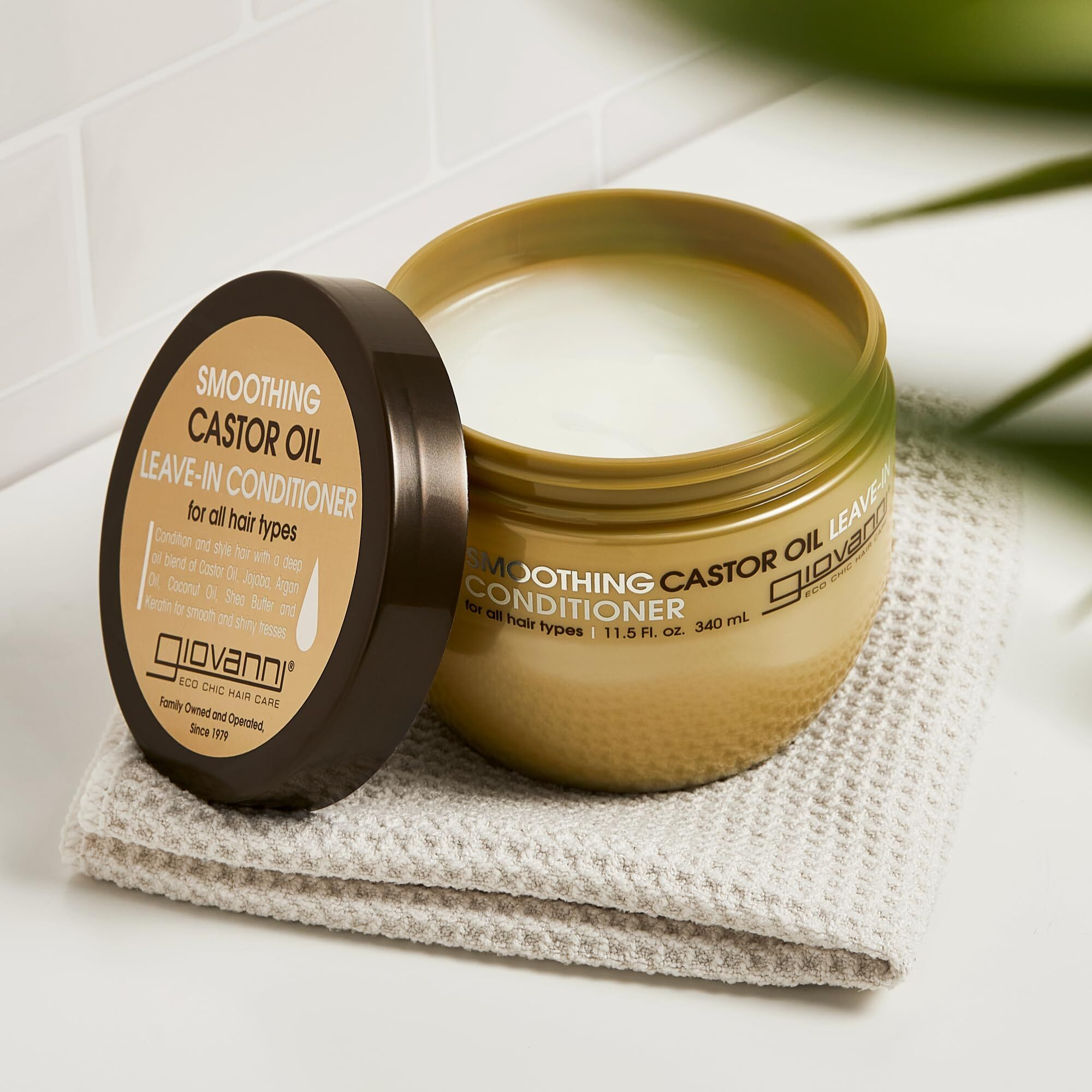 Giovanni Smoothing Castor Oil Leave-In Conditioner - All Hair Types, Moisturize Hair & Scalp, Hydrate & Tame Frizz, Jojoba, Argan Oil, Coconut Oil, Shea Butter, Keratin - 11.5 Oz (Pack Of 2)