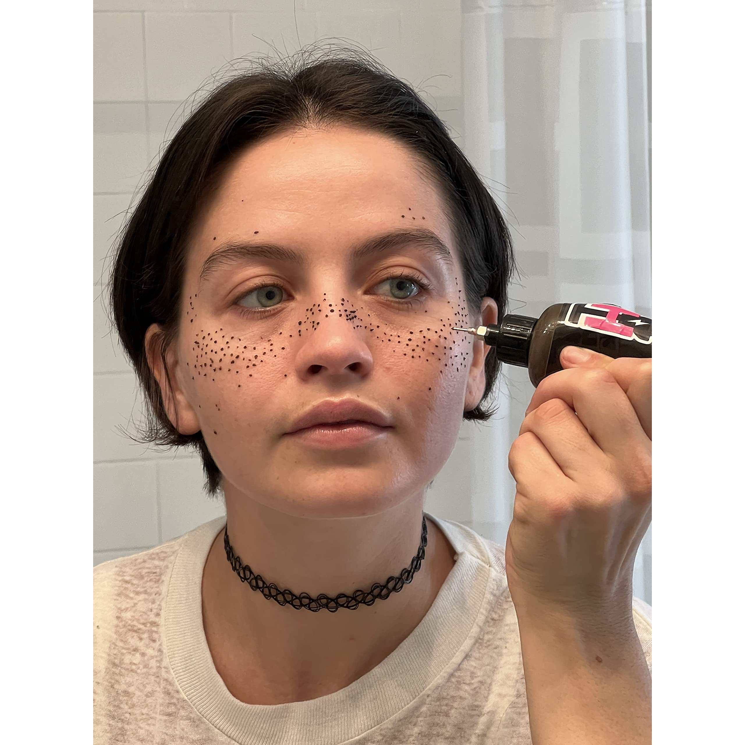 H Cone Paste Bottle - For Faux Freckles, Temporary Tattoos And Body
