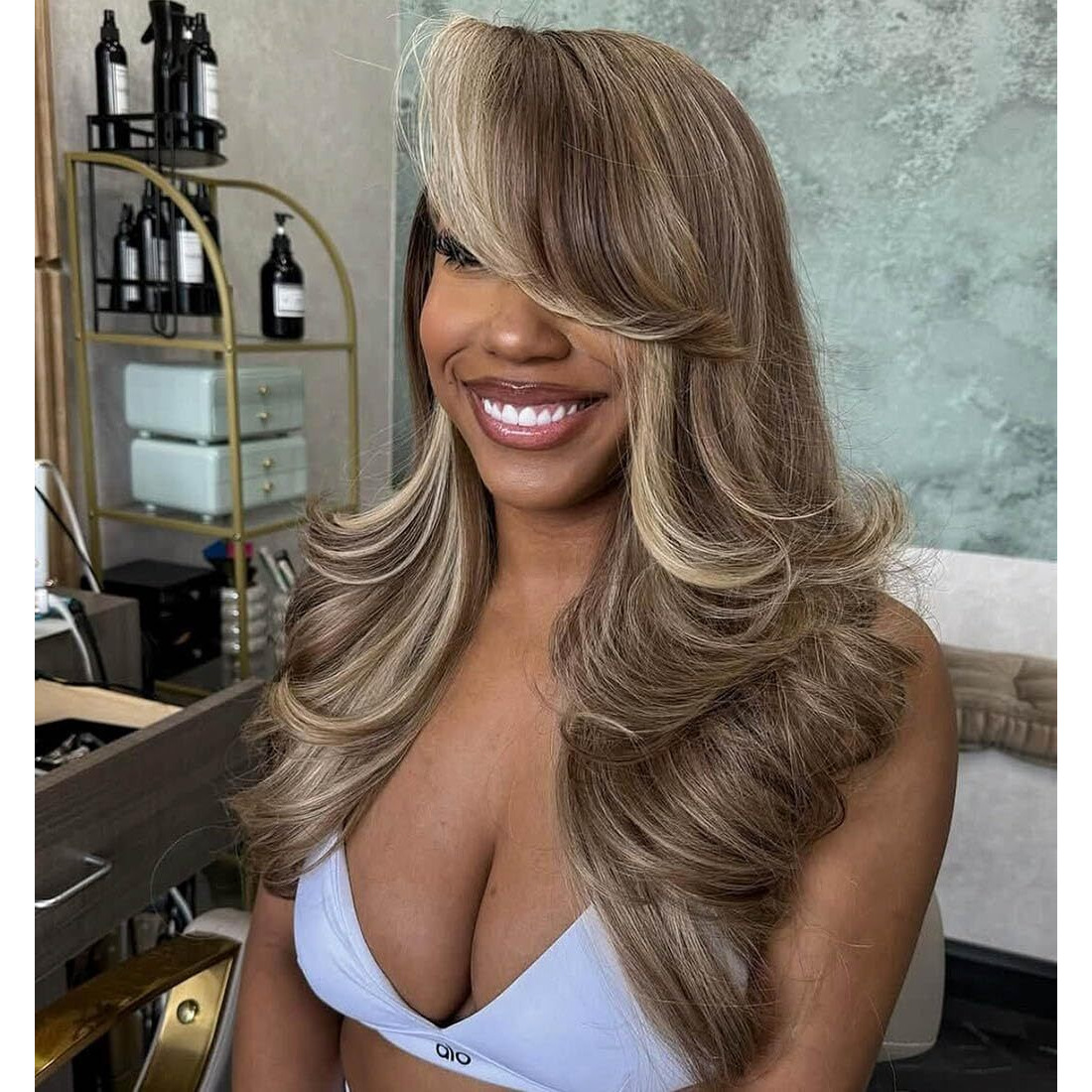 Ash Brown With Skunk Stripe 613 Lace Front Wig Human Hair Summer Choice Fashion 210% Density Body Wave Champagne With Platinum Blonde Highlights 13X4 Lace Front Wig For Women 24 Inch