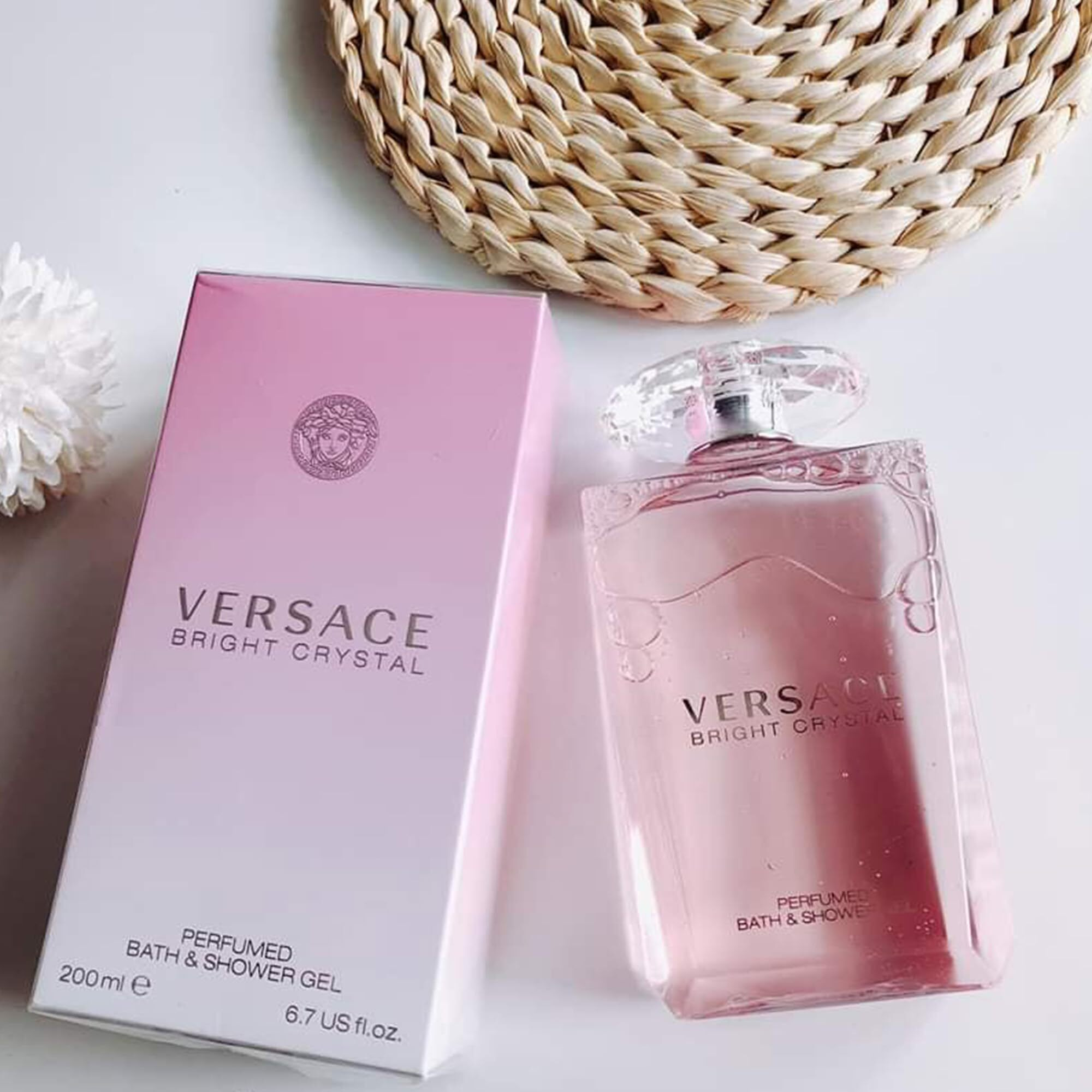 Versace Bright Crystal For Women Perfumed Bath & Shower Gel, 6.7 Ounce
