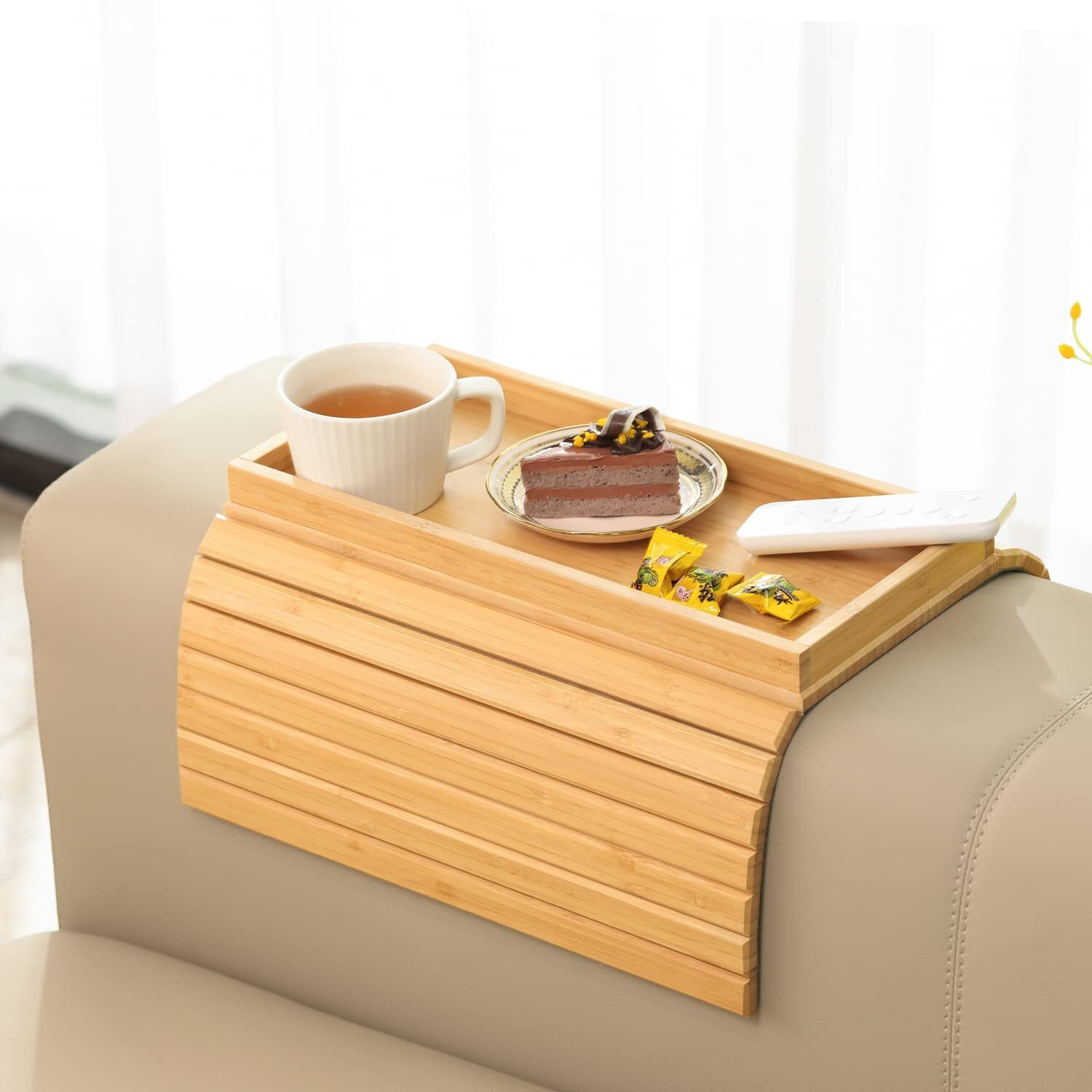 Gehe Bamboo Sofa Arm Tray, Foldable Couch Arm Tray Side Table, Anti-Falling Armrest Tables Cup Holder For Snacks, Drinks, Beers, Phone, Control, Flexible And Portable, Anti-Slip Bottom