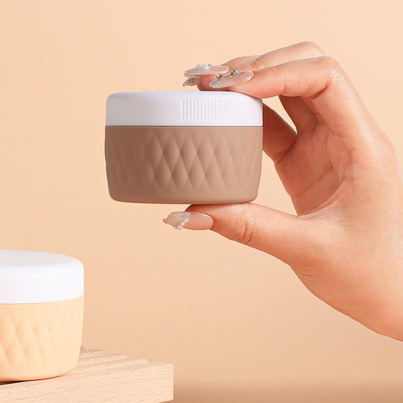 Kuangre Travel Containers For Toiletries, Silicone Cream Jars Bpa-Free, Tsa Approved 2Oz Travel Size Containers, Leak-Proof Silicone Jars With Lid For Cosmetic Face Hand Body Cream (4 Pack)