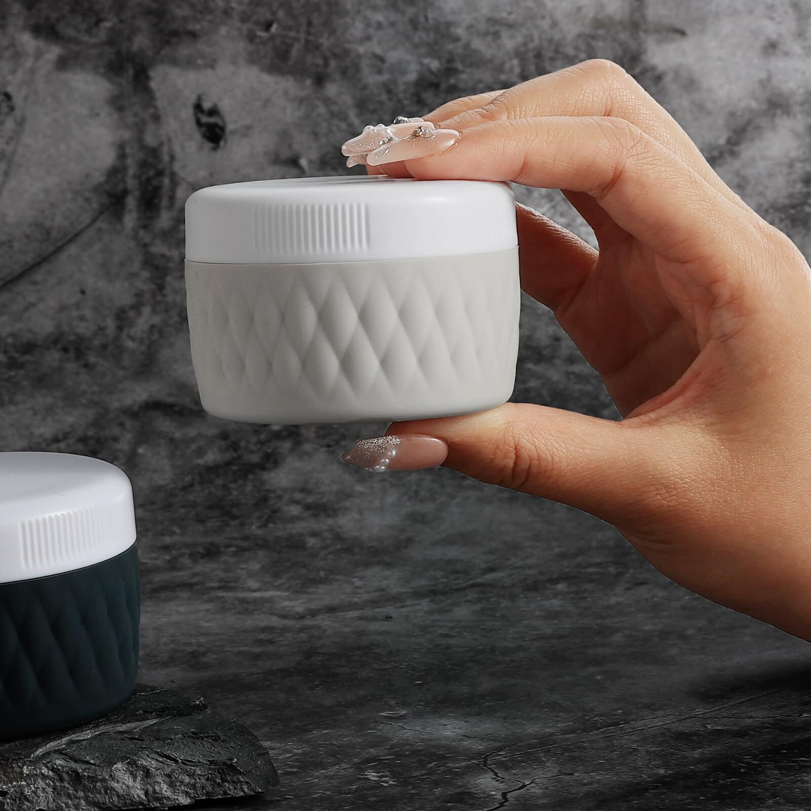 Kuangre Travel Containers For Toiletries, Silicone Cream Jars Bpa-Free, Tsa Approved 2Oz Travel Size Containers, Leak-Proof Silicone Jars With Lid For Cosmetic Face Hand Body Cream (4 Pack)