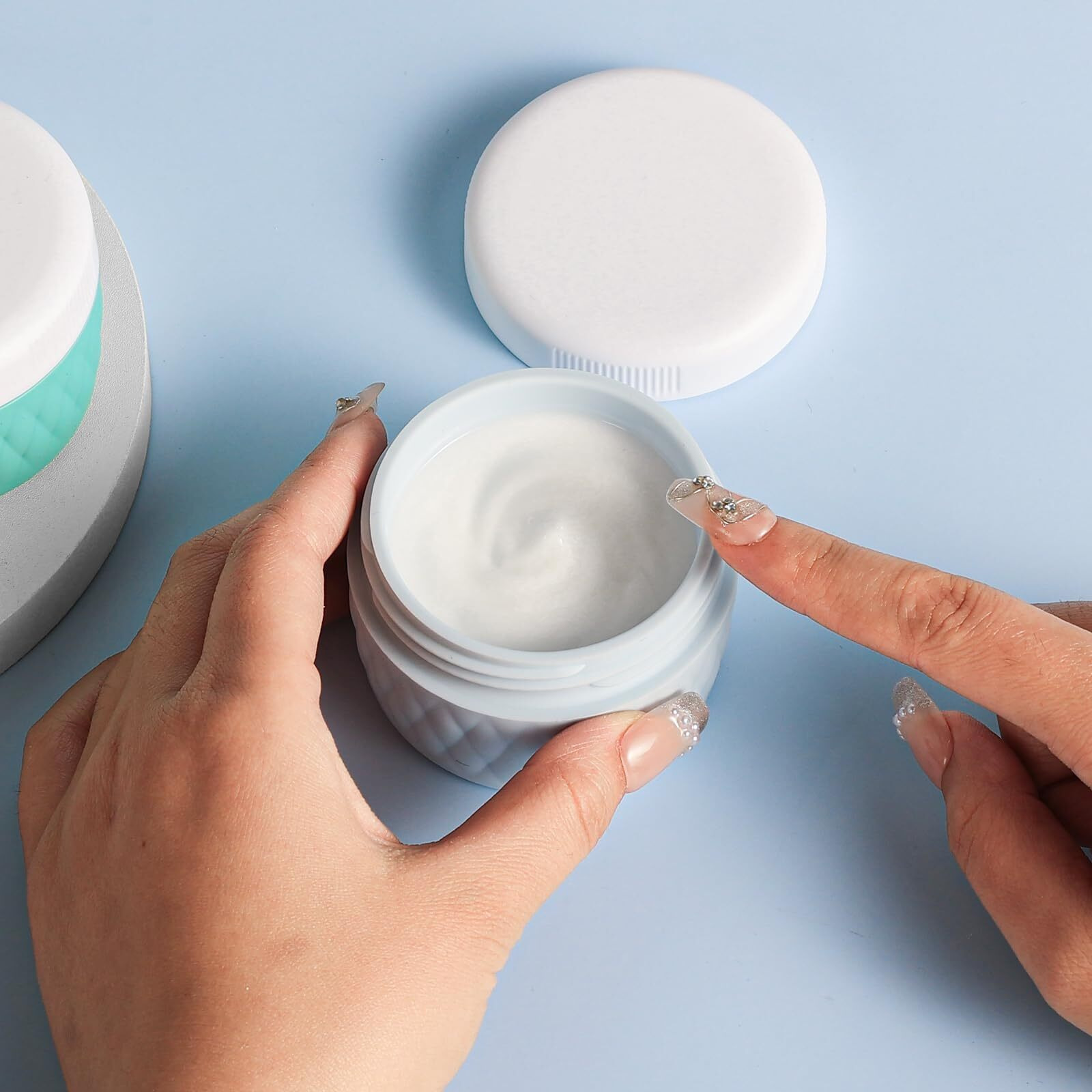 Kuangre Travel Containers For Toiletries, Silicone Cream Jars Bpa-Free, Tsa Approved 2Oz Travel Size Containers, Leak-Proof Silicone Jars With Lid For Cosmetic Face Hand Body Cream (4 Pack)