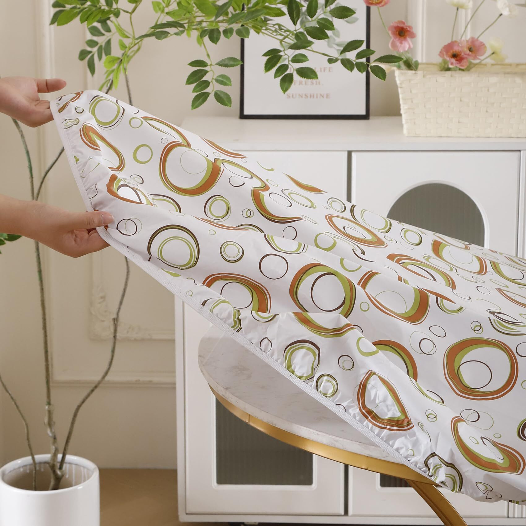 Round Vinyl Fitted Tablecloth With Flannel Backing Elastic Edge Design Table Cover Waterproof Oil-Proof Pvc Table Cloth Stain-Resistant Best For 45""-56"" Round