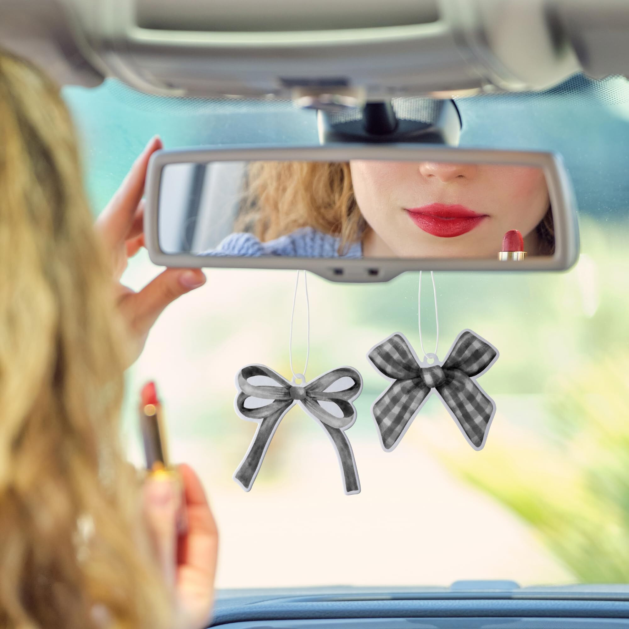 A1Diee 12Pcs Black White Coquette Bow Car Air Freshener Hanging Aesthetic Diffuser Ornaments Refresh Air Fragrant Pendant Car Interior With Essential Oils Gift Long-Lasting For Home Accessories Decor