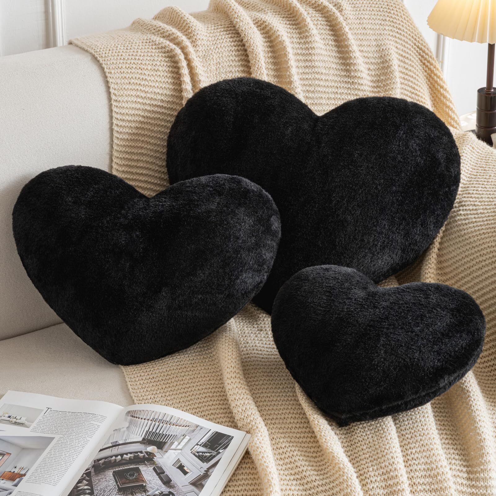 Xiashrk Heart Pillow (Black, Mini 12.9"&quotX9.8"")