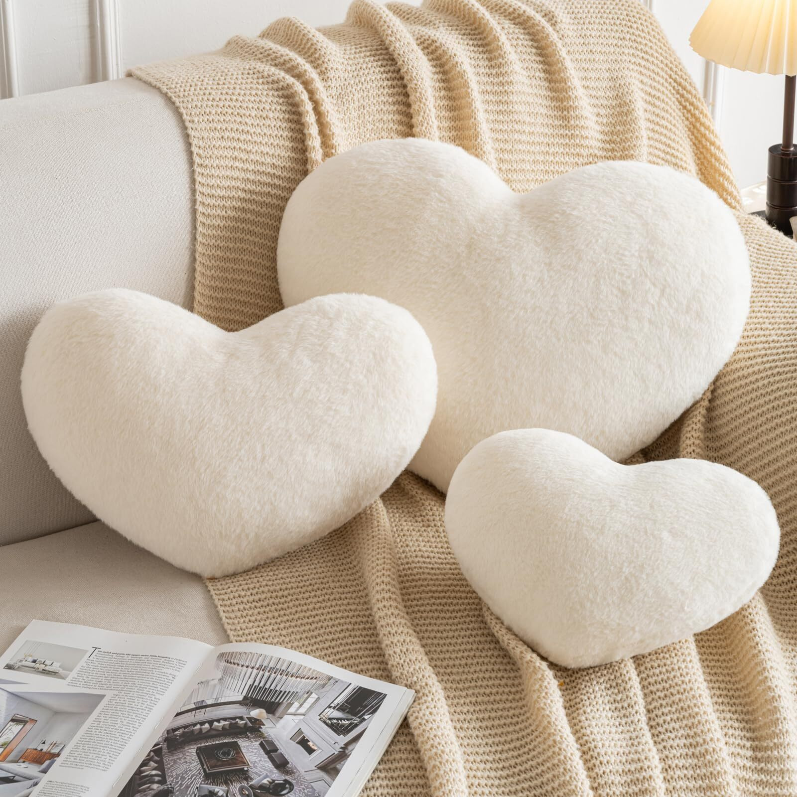 Xiashrk Heart Pillow (White, Mini 12.9"&quotX9.8"")