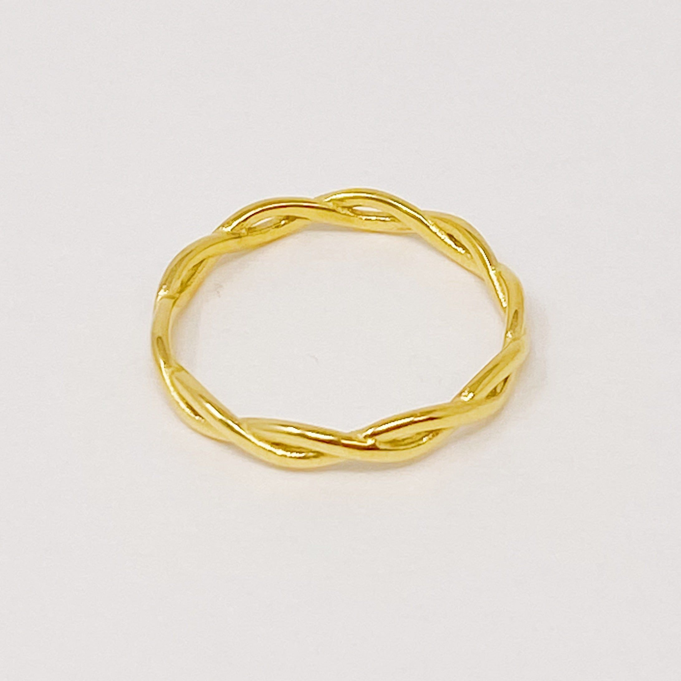 Dainty Twisted Rope Ring