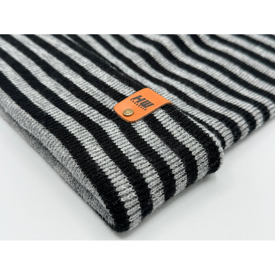 Cuffed Traditional RoRo Black/Gray