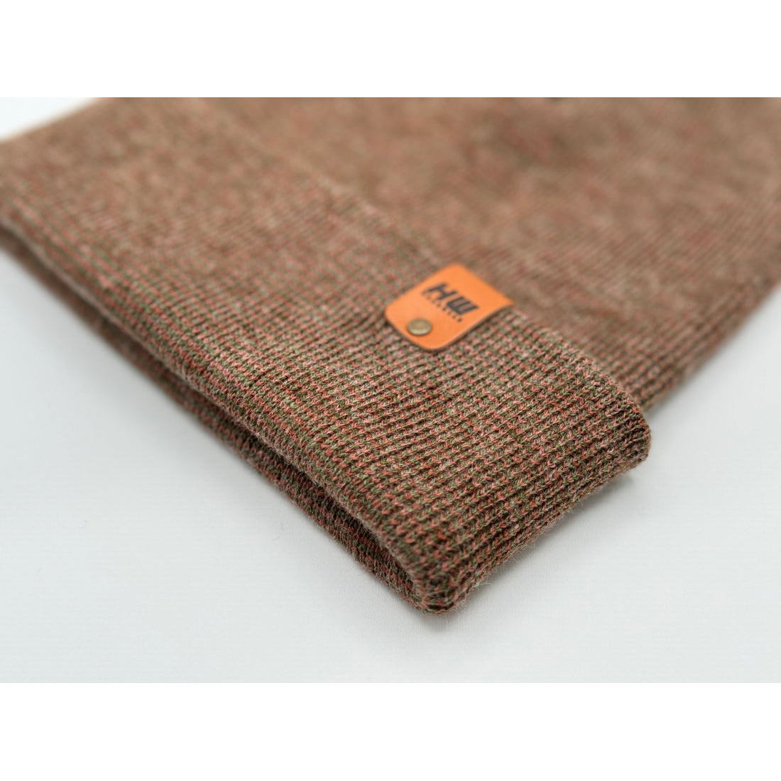 Cuffed Traditional Fusion Green/Burgundy