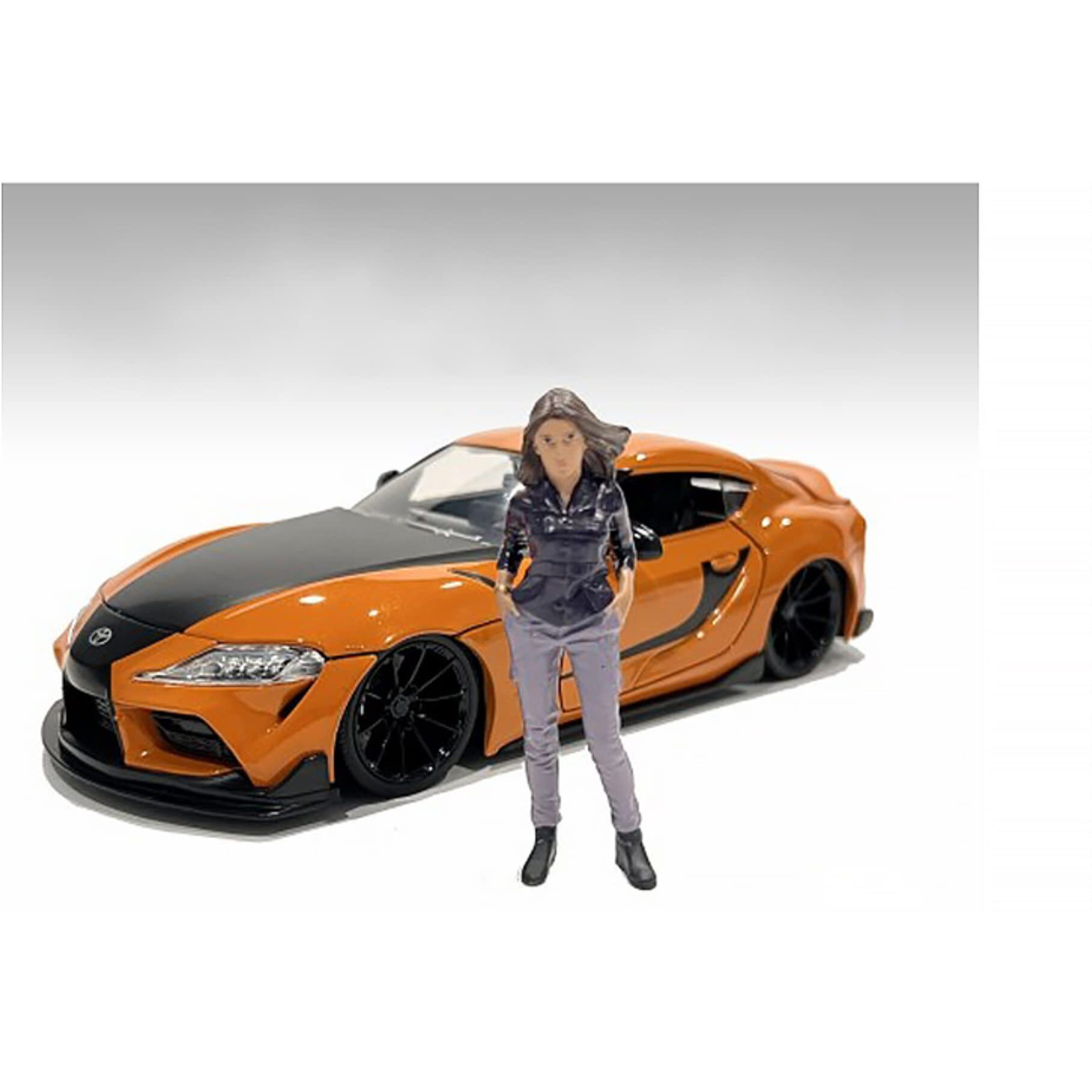 &quotCar Meet 3" Figurine 5 for 1/24 Scale Models by American Diorama