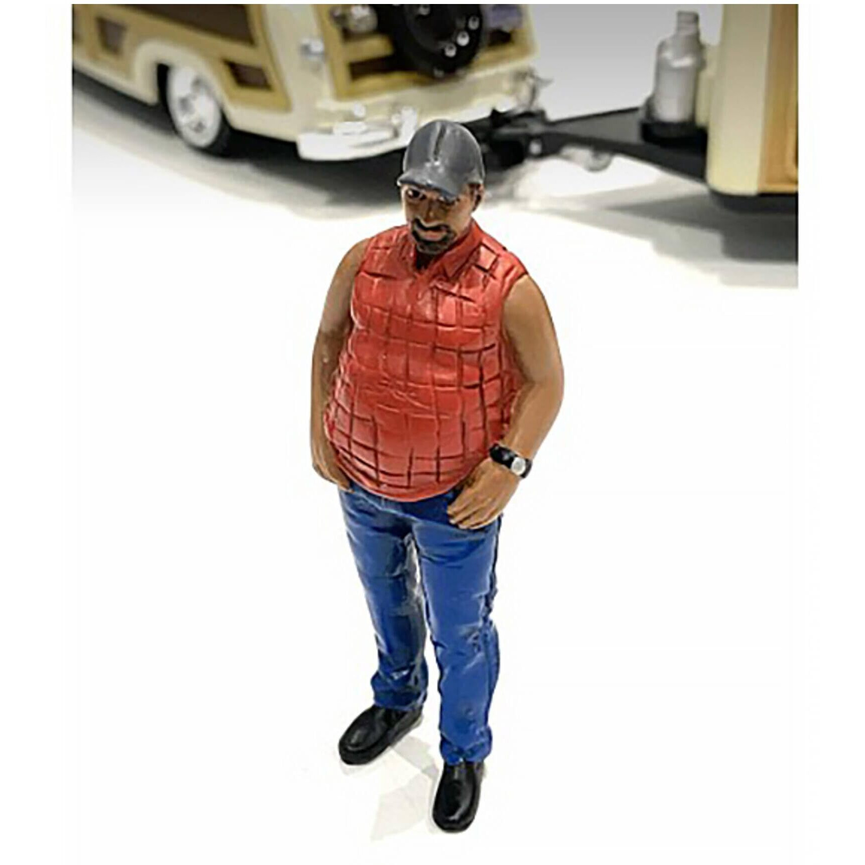 &quotCampers" Figure 1 for 1/18 Scale Models by American Diorama
