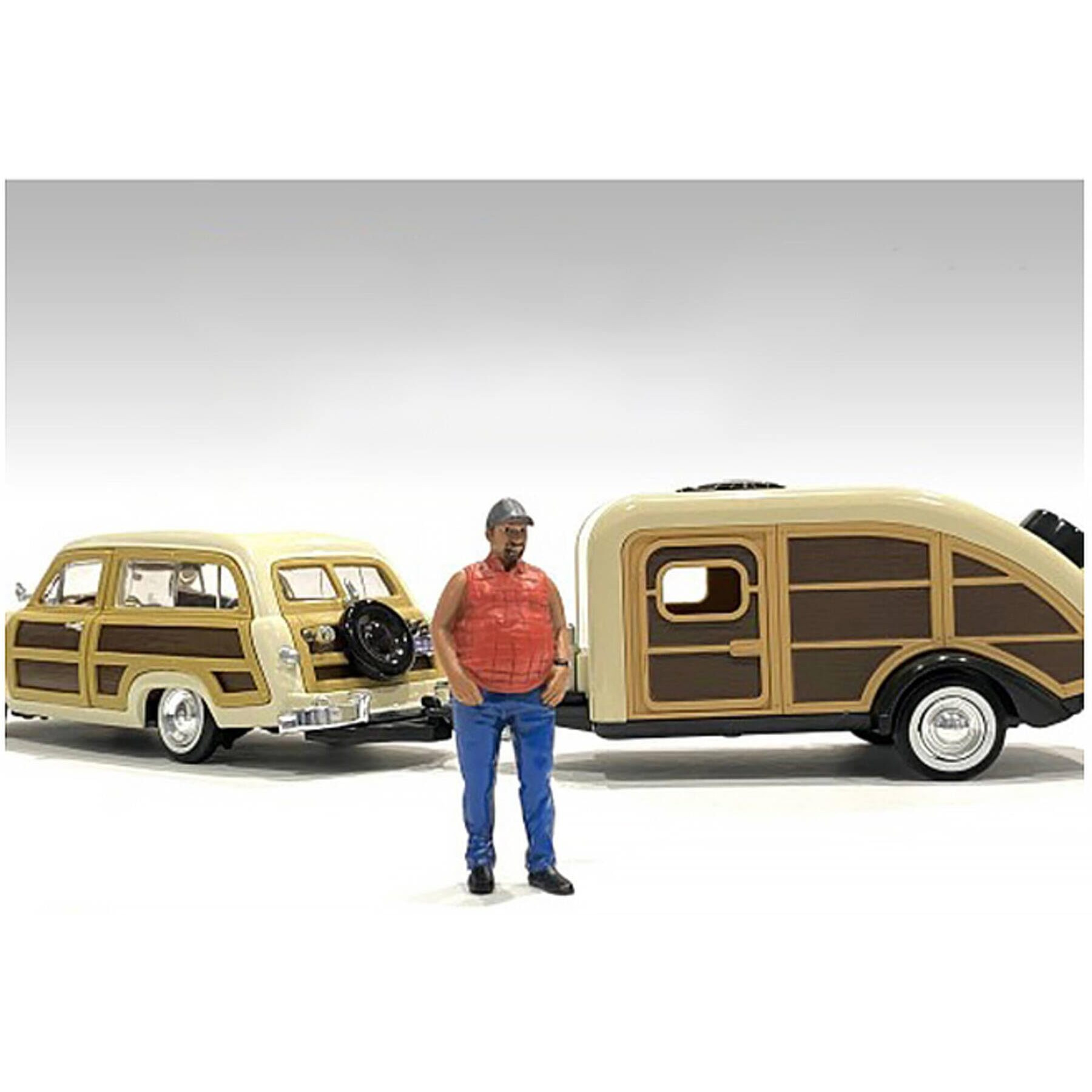 &quotCampers" Figure 1 for 1/18 Scale Models by American Diorama