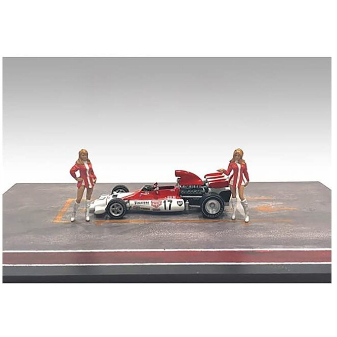 &quotRace Day" Two Diecast Figures Set 6 for 1/43 Scale Models by American Diorama