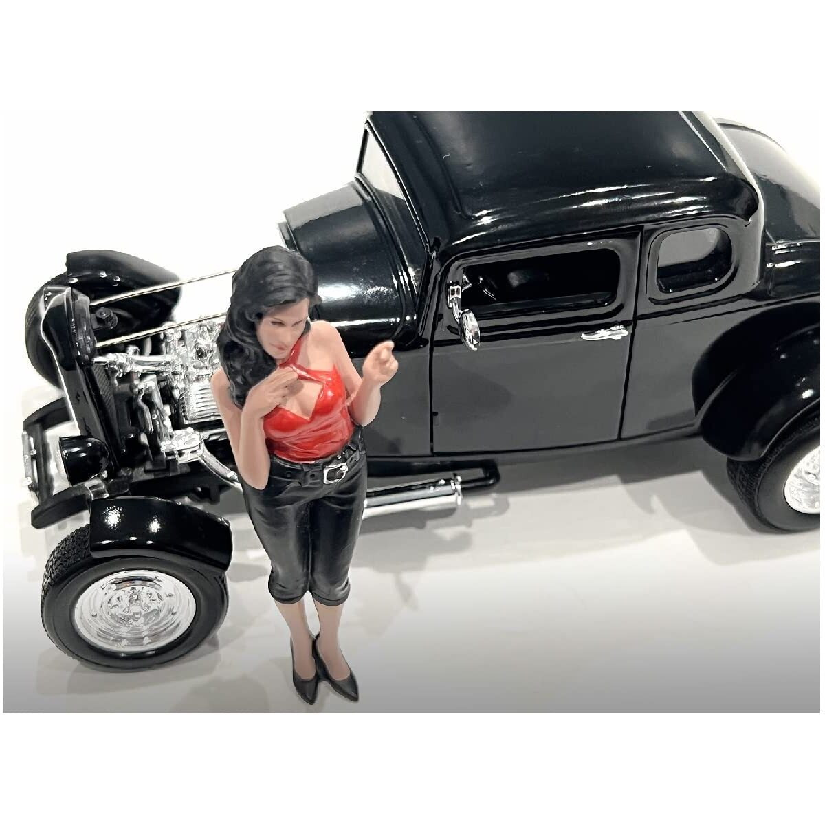 &quotPin-Up Girls" Peggy Figure for 1/18 Scale Models by American Diorama