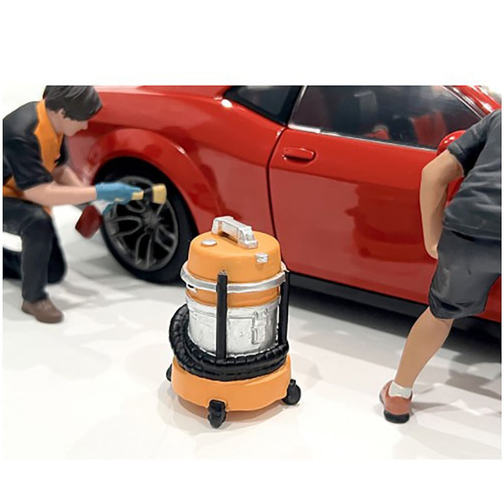 &quotDetail Masters" Figure 6 (Wet/Dry Vac) for 1/18 Scale Models by American Diorama