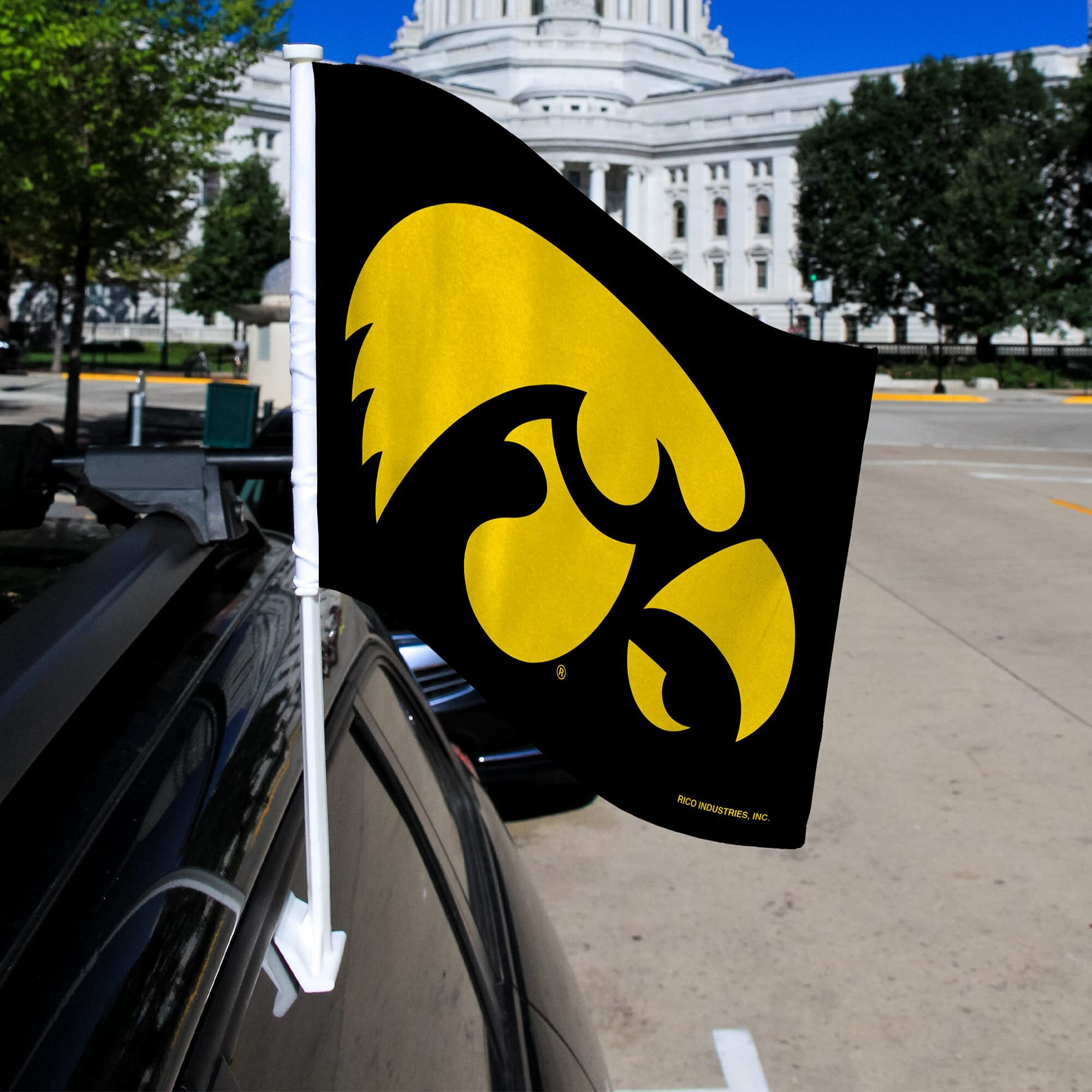 Iowa Hawkeyes Flag Car