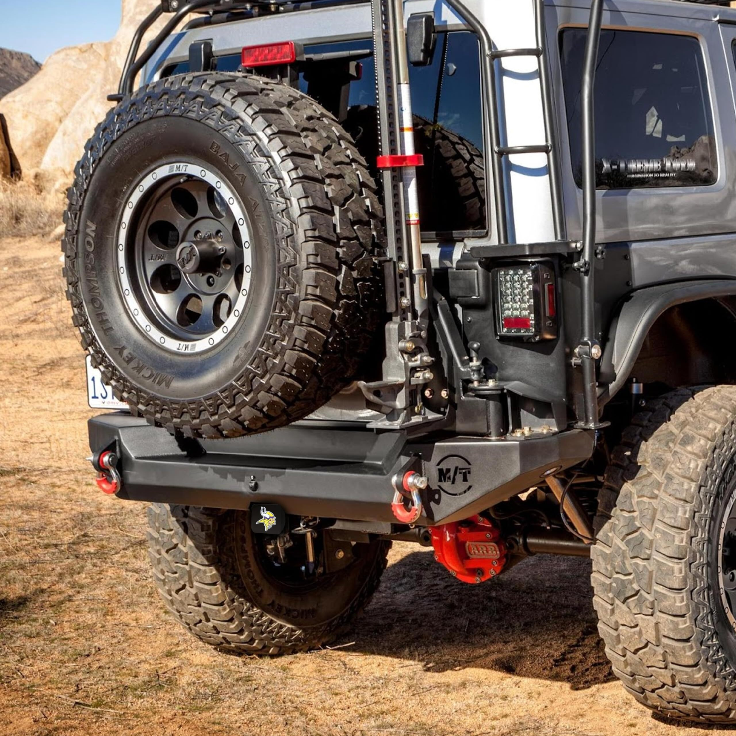 Minnesota Vikings Hitch Cover Color Emblem on Black