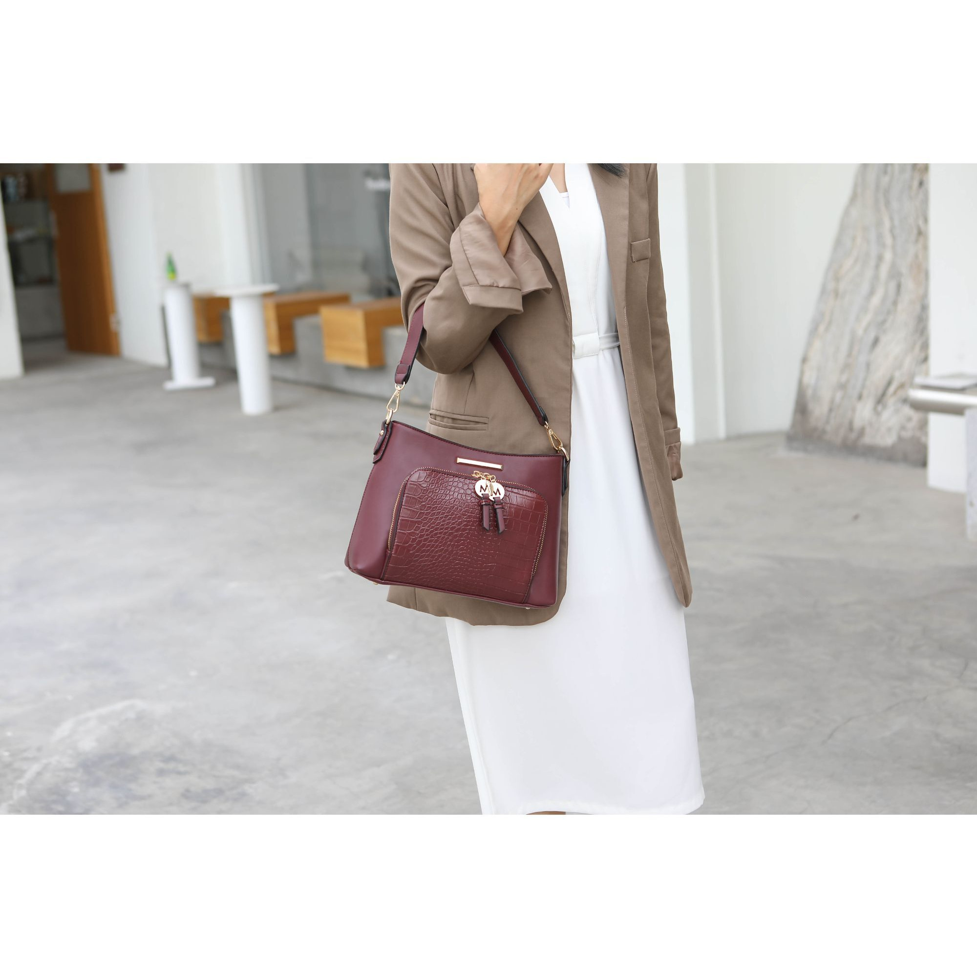 Anayra HandbagShoulder Bag(D0102H2VNIW)