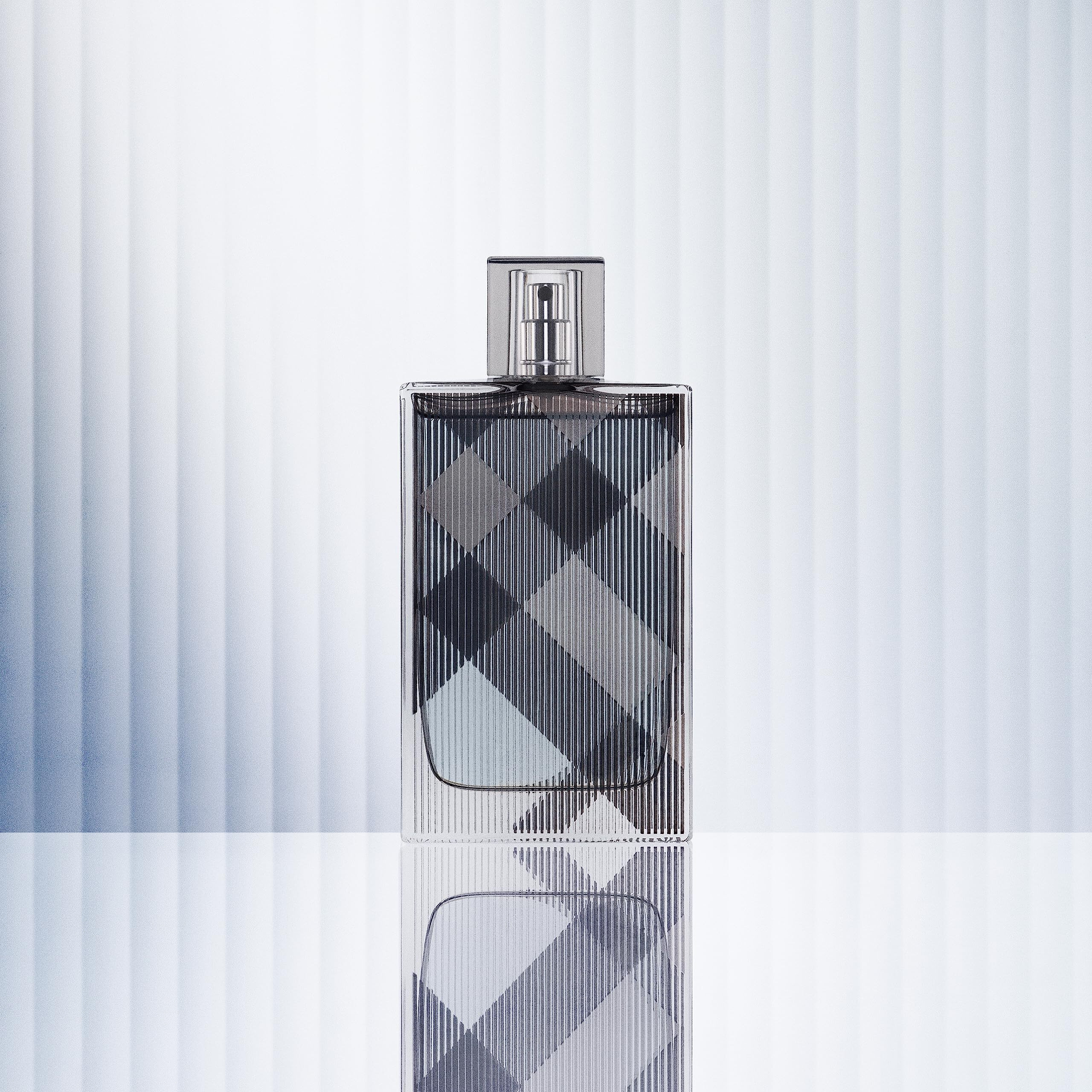 Burberry Brit by Burberry Eau De Toilette Spray 3.4 oz(D0102HA7MT7.)