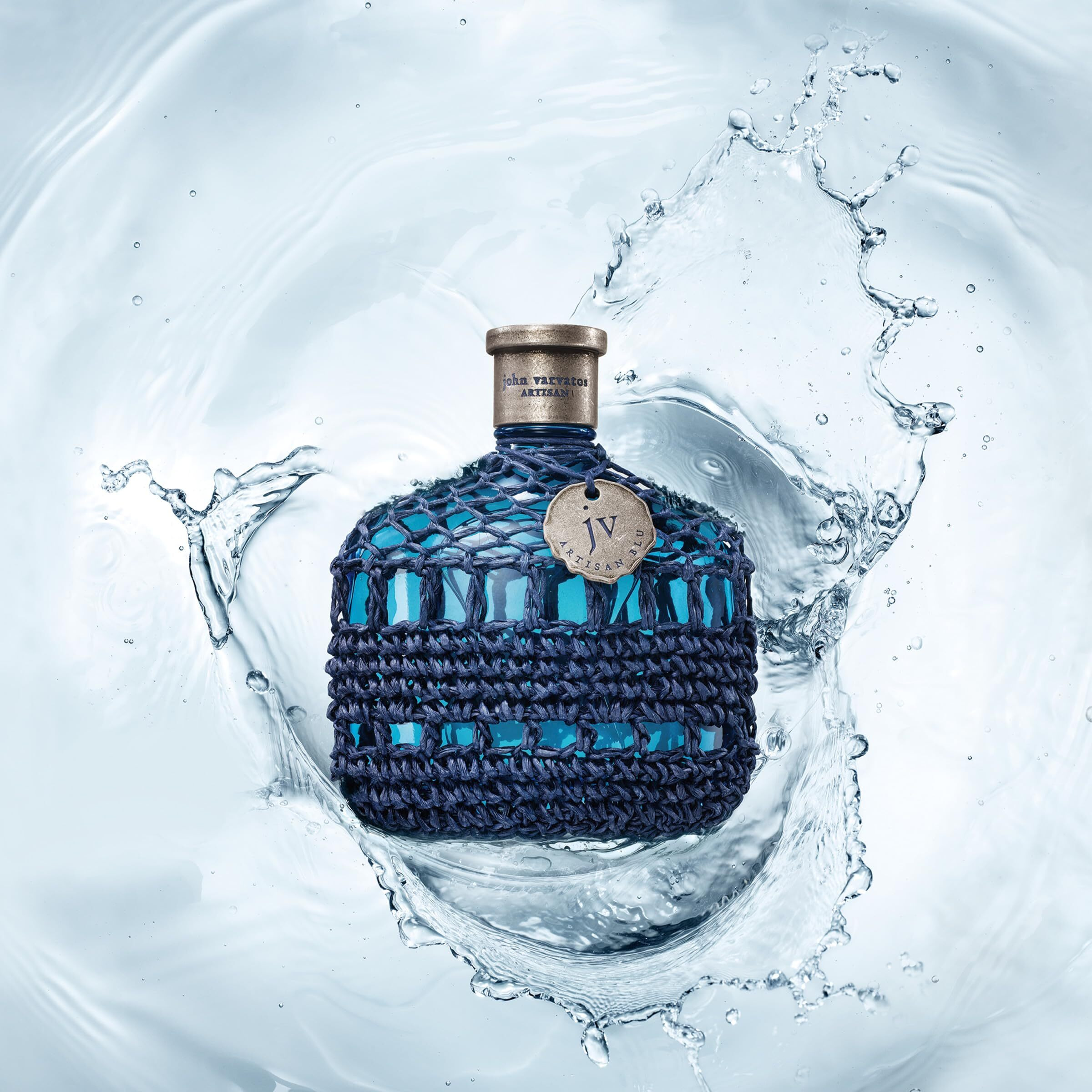 John Varvatos Artisan Blu by John Varvatos Eau De Toilette Spray 4.2 oz(D0102HA5L77.)