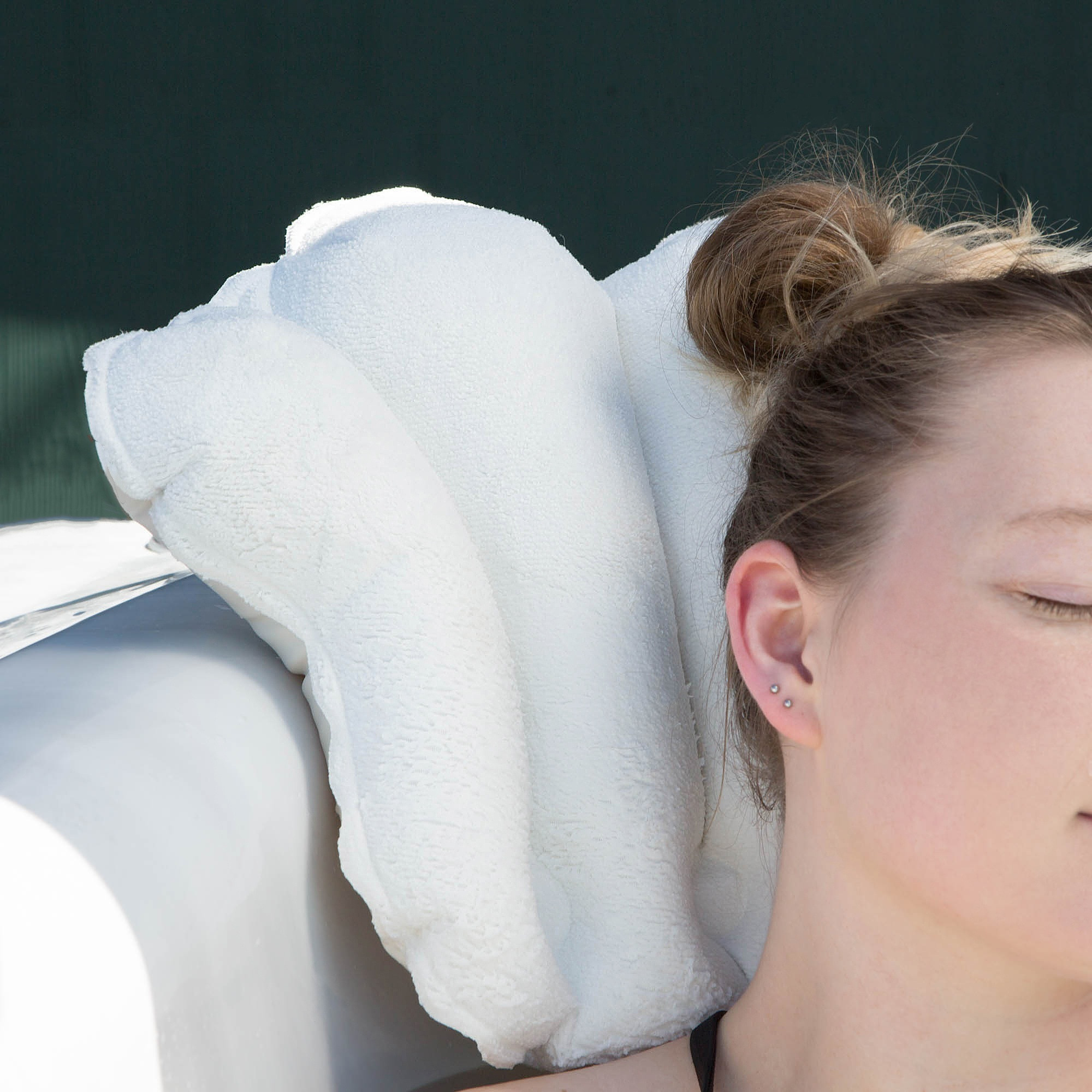 Spa Prive - Microfibre Bath Pillow