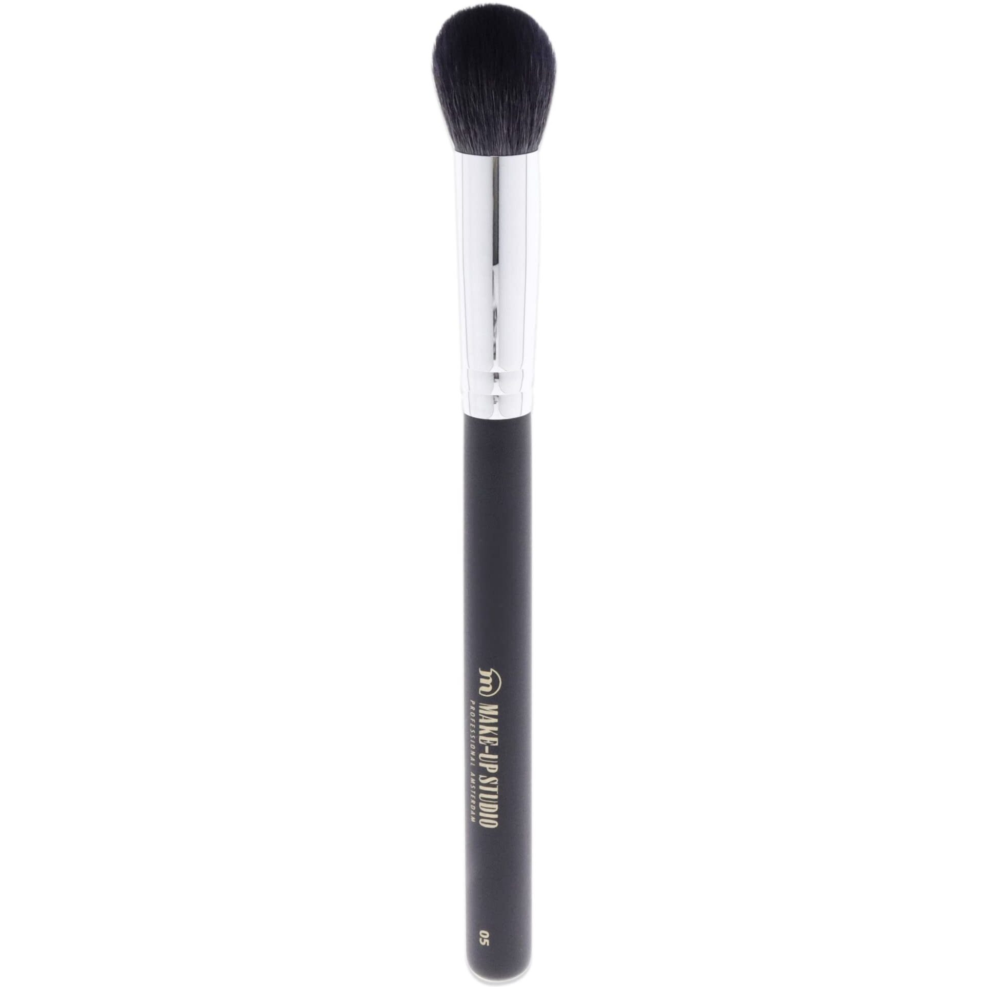 Blusher Brush Compact - 05 by Make-Up Studio for Women 1 Pc Brush