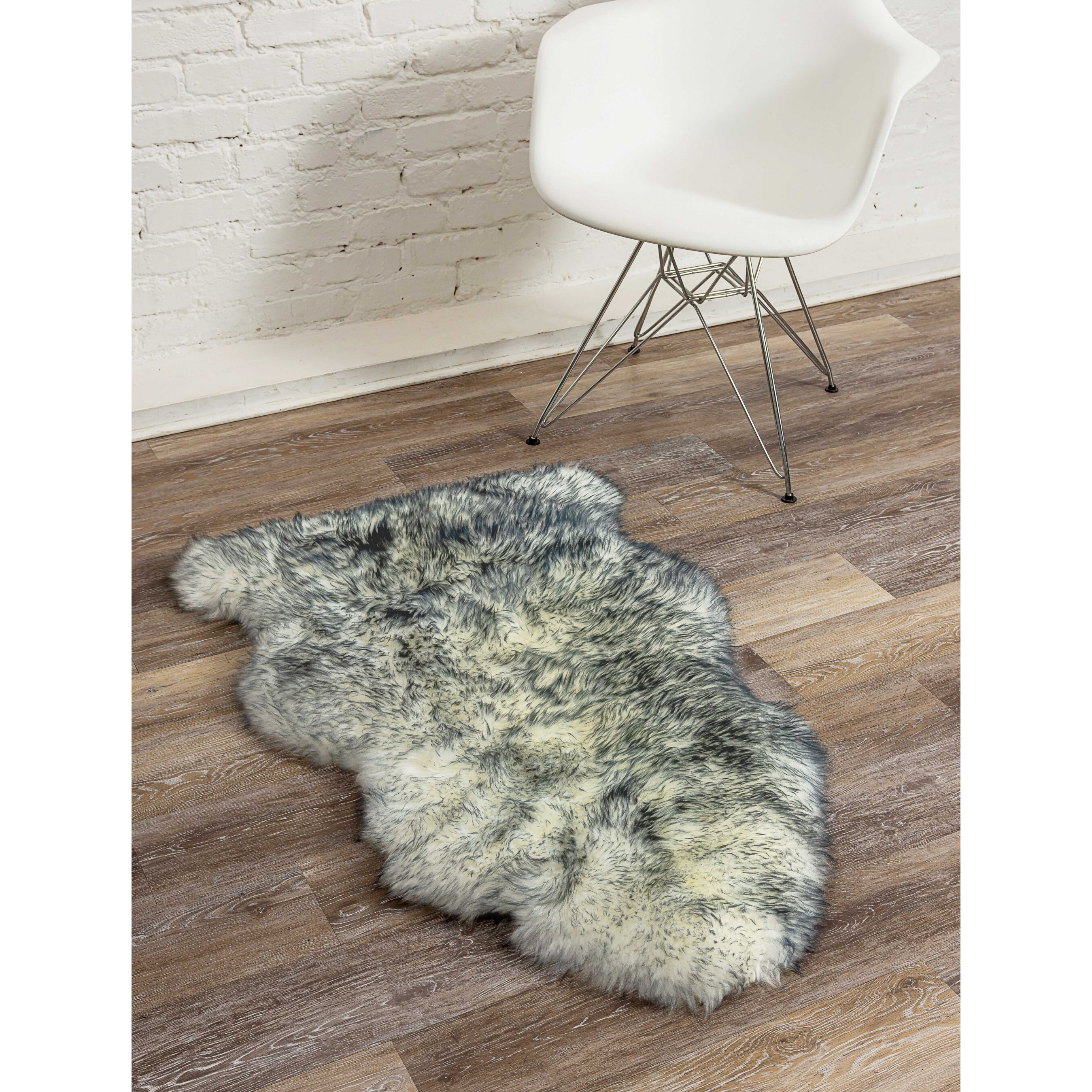 2' X 3' Gray Mist New Zealand Natural Sheepskin Rug