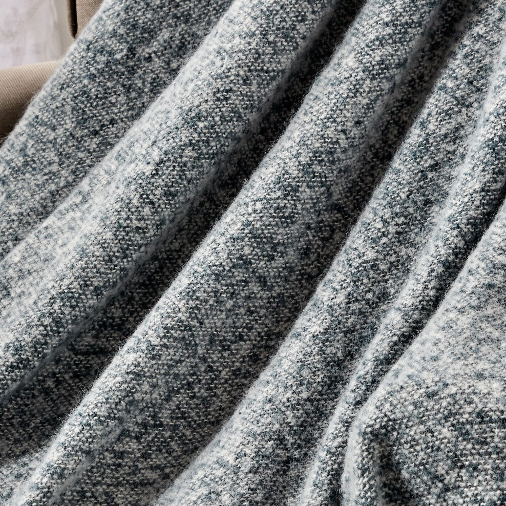 50010 throw(D0102HX8878.)