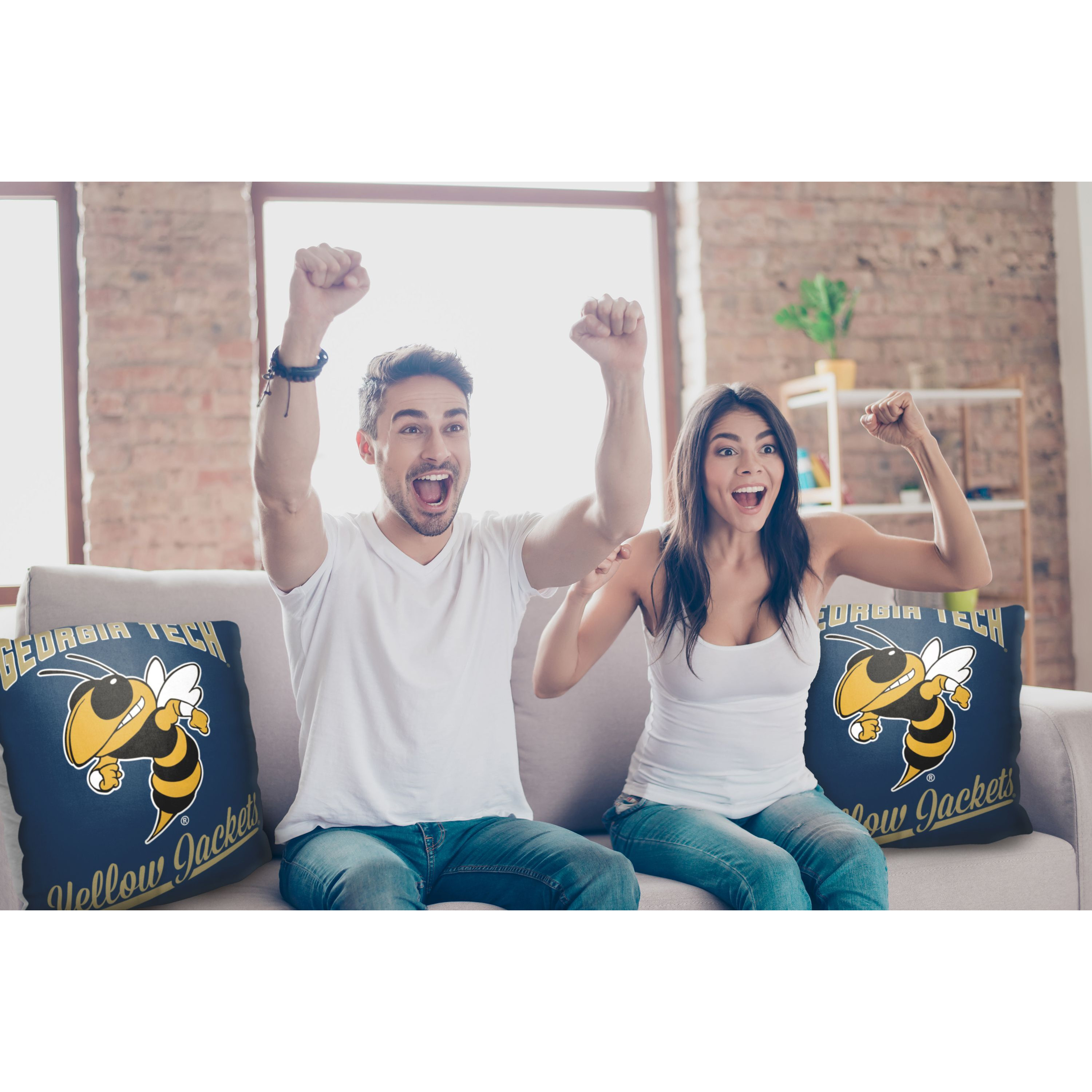 georgia Tech Yellow Jackets georgia Tech Yellow Jackets Alumni Pillow(D0102H940Rg)