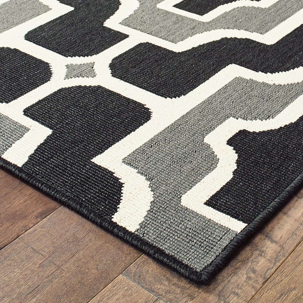 2 X 4 Black and gray geometric Stain Resistant Indoor Outdoor Area Rug