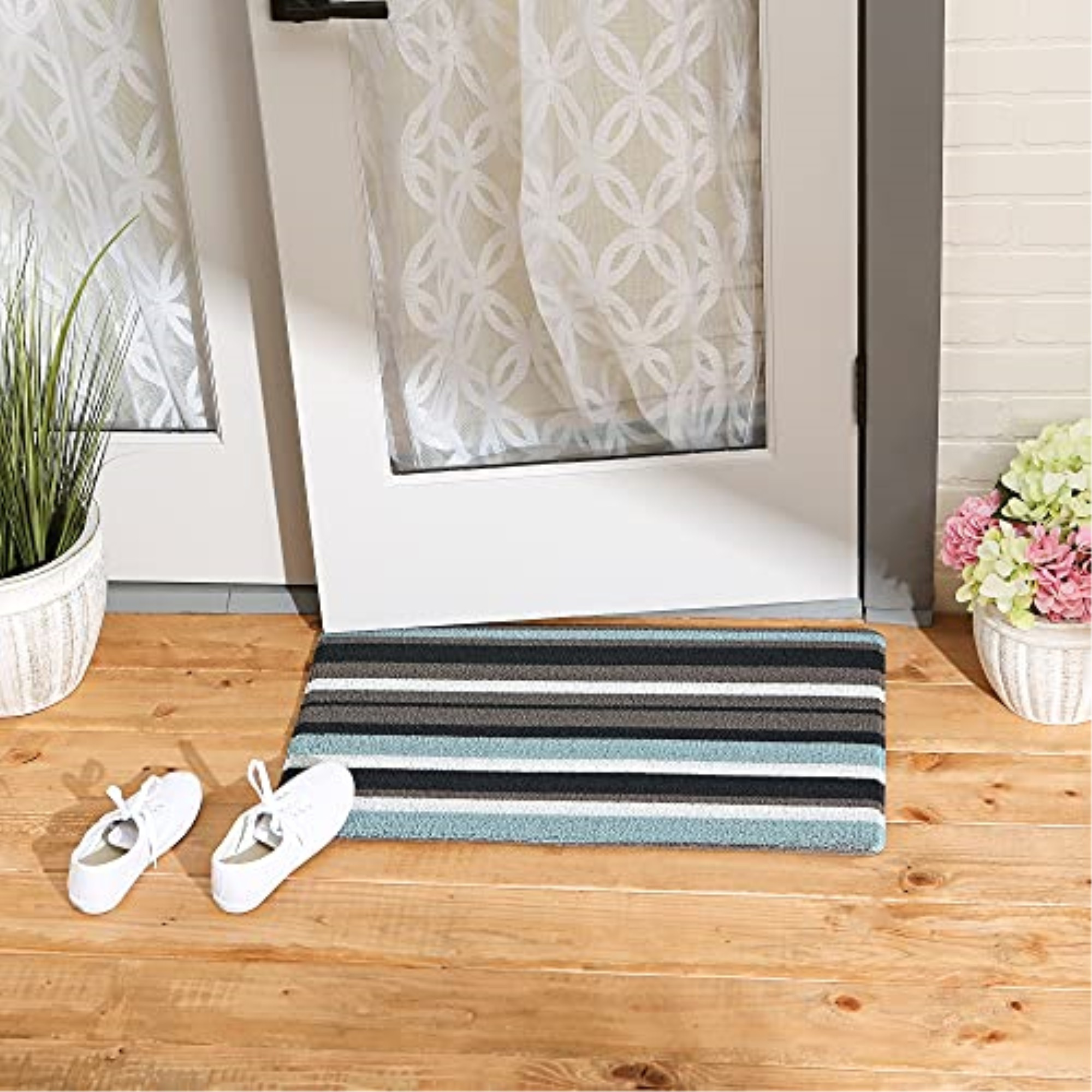 DII Blue And Gray Stripe Tufted Loop Textilene Mat 17.75x29.5 inches