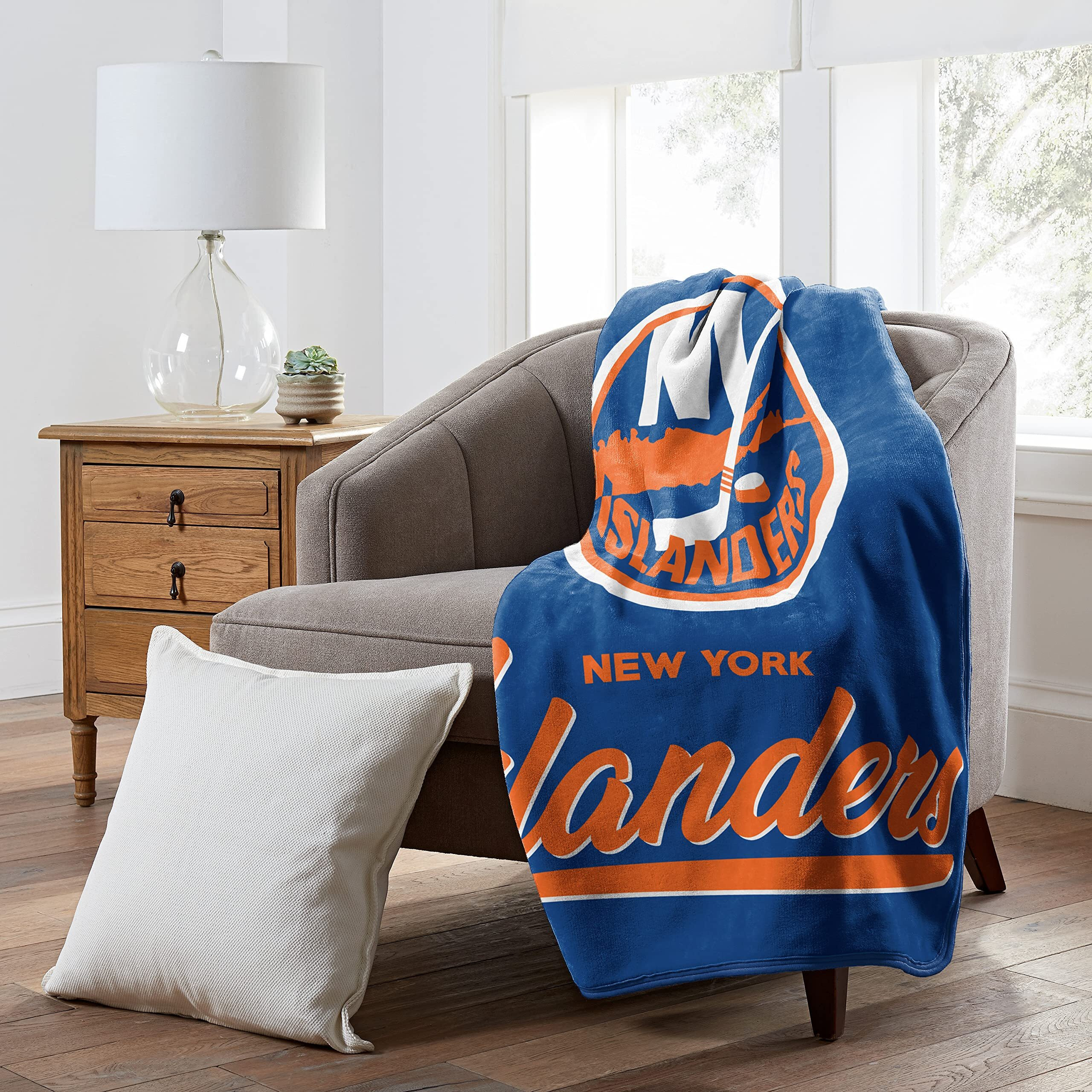 Islanders OFFIcIAL NHL Signature Raschel Throw Blanket 50 x 60(D0102H94UXU)