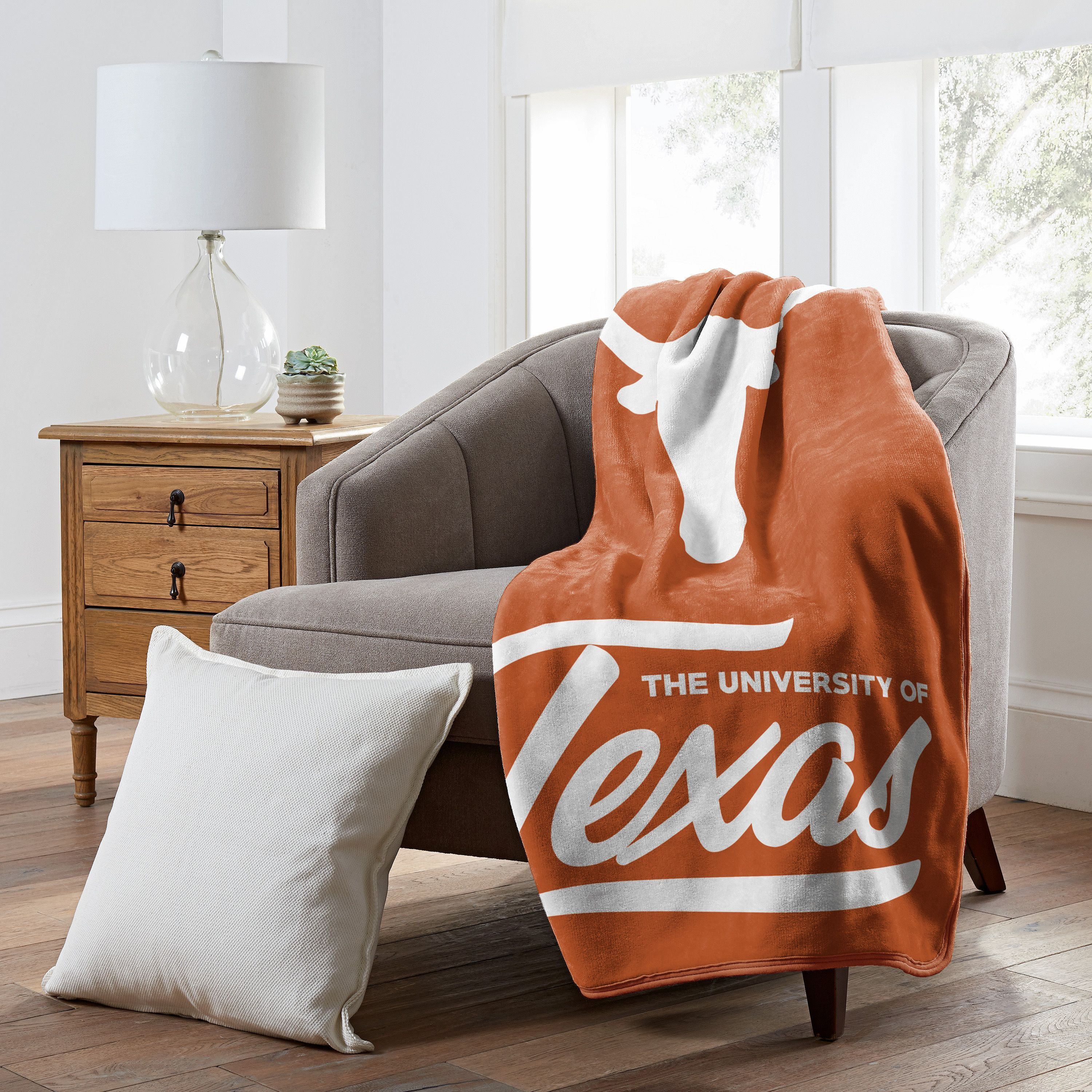 Texas OFFIcIAL NcAA Signature Raschel Throw Blanket(D0102HX6YDJ)