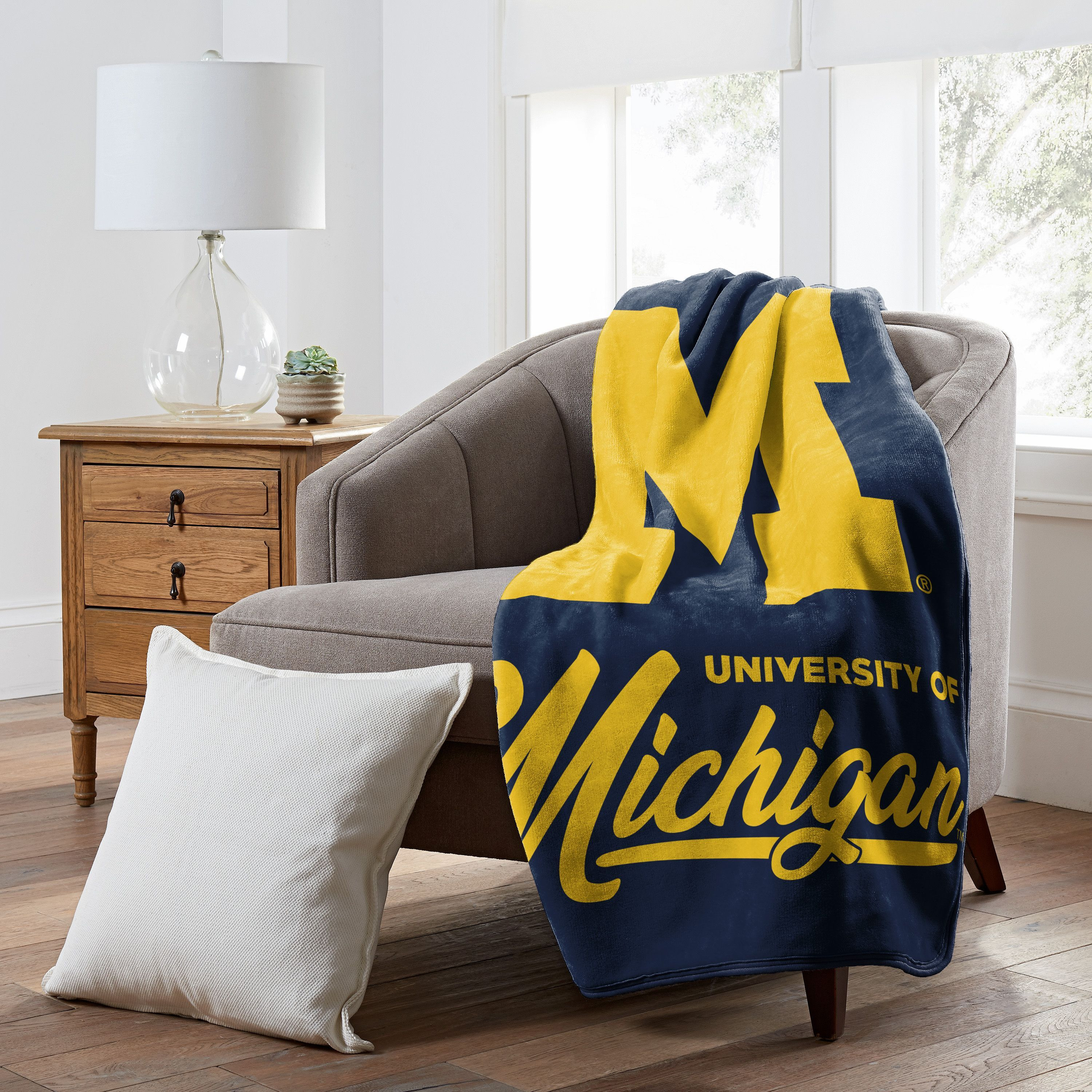 Michigan Wolverines Blanket 50x60 Raschel Signature Design