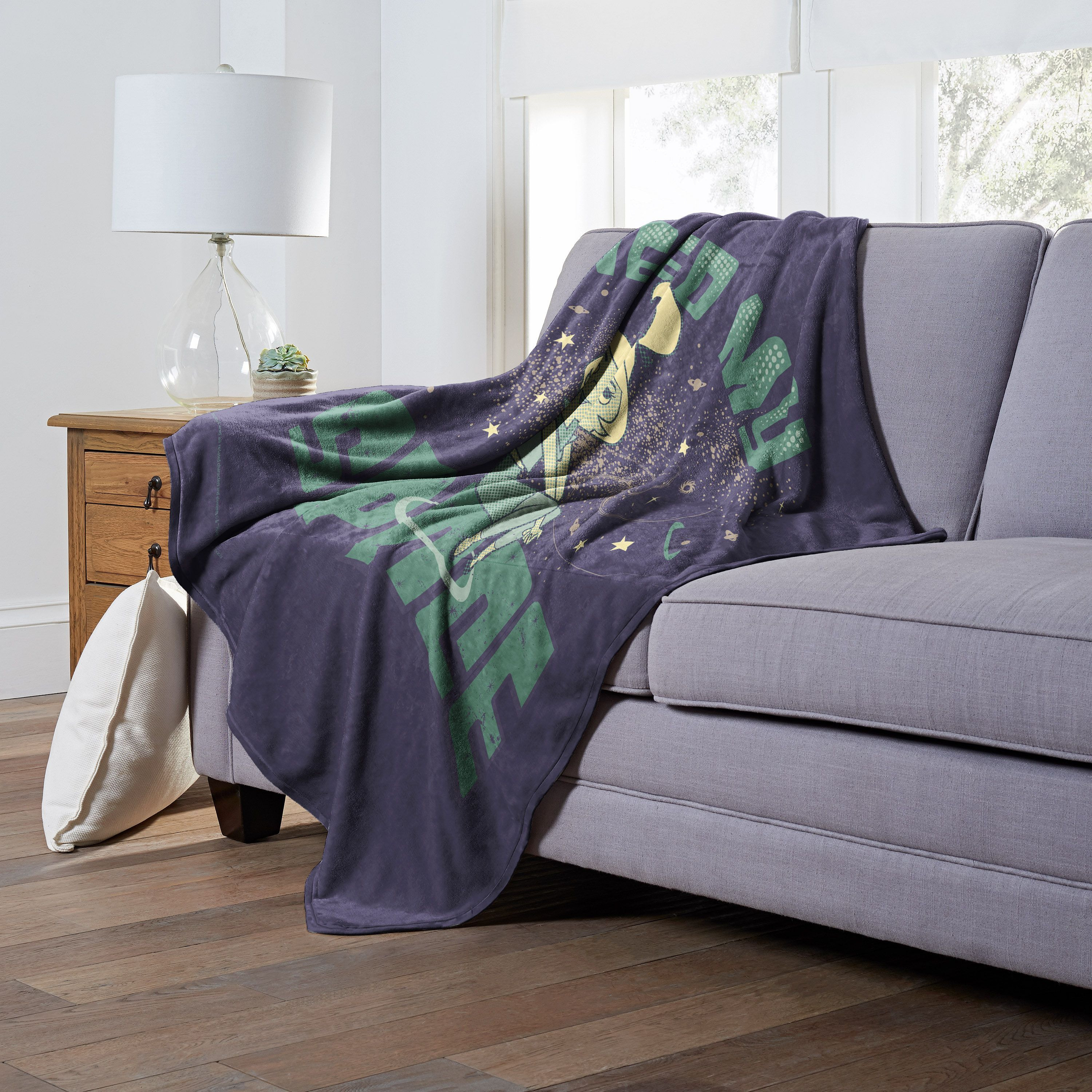 The Jetsons, I Need My Space Aggretsuko Comics Silk Touch Throw Blanket, 50" x 60"(D0102HARYMA.)