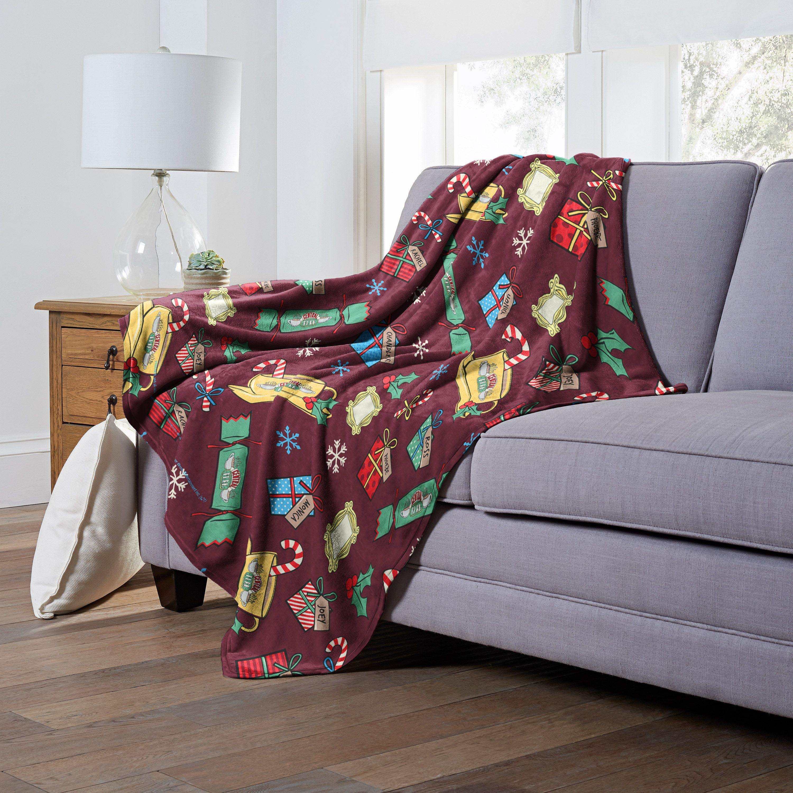 WB  Friends, christmas Pattern, Silk Touch Throw Blanket, 50x60(D0102H2121U)