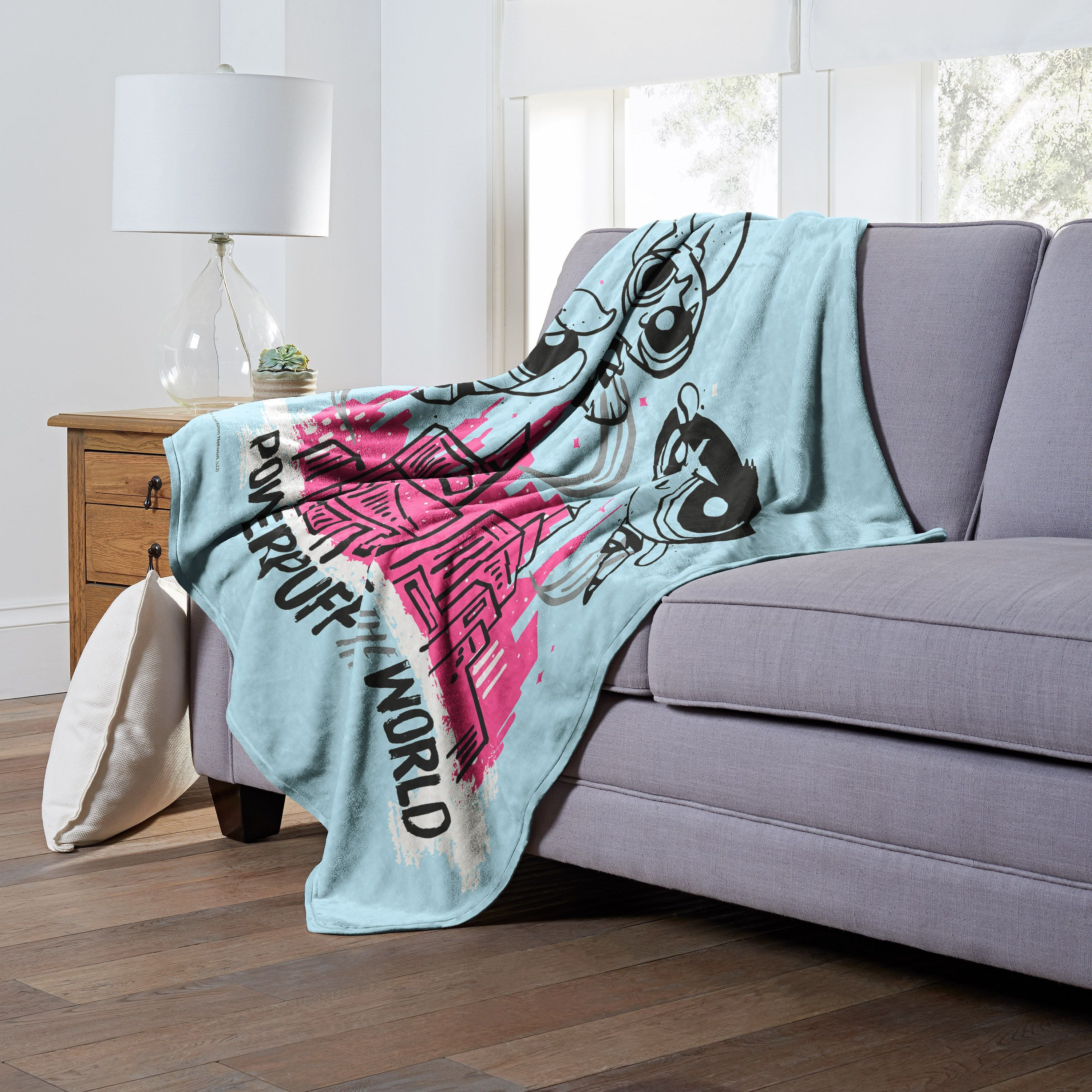 WB  POWERPUFF gIRLS, Saving the World, Silk Touch Throw Blanket, 50x60(D0102H21g9U)
